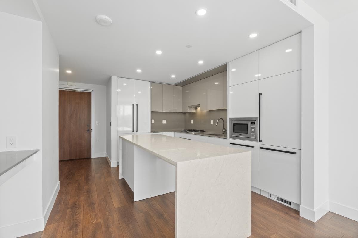 503 - 4711 Hazel Street, Burnaby, V5H 0J9 — photo 4
