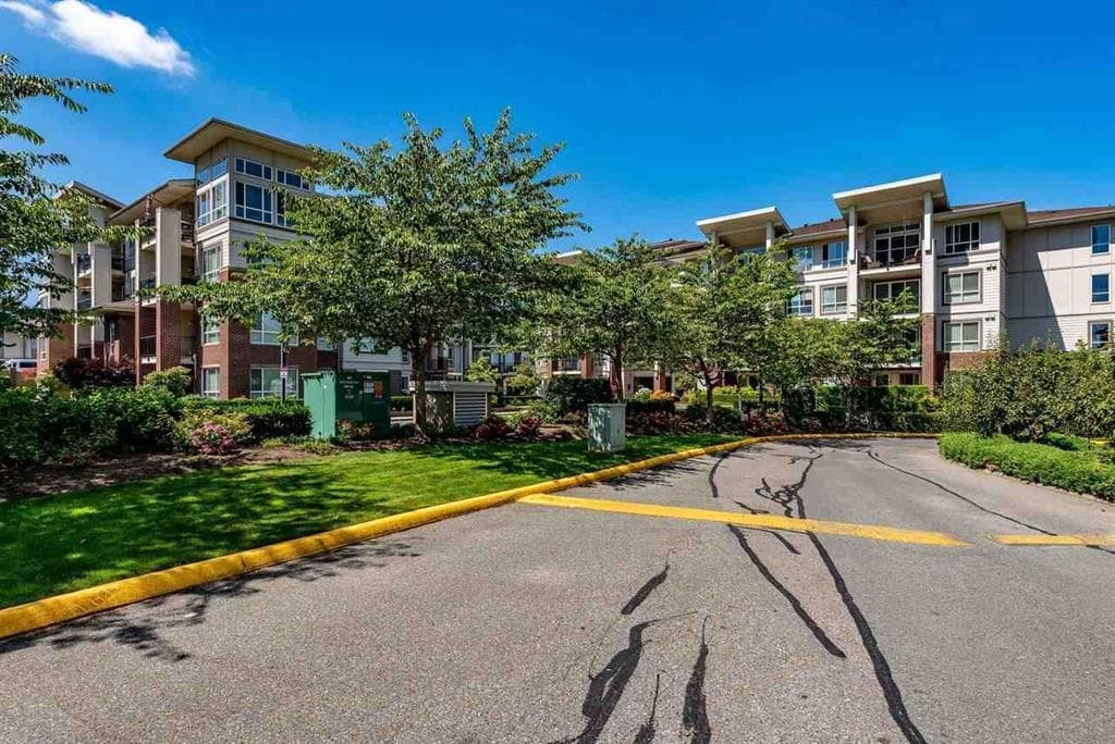 405 - 3192 Gladwin Road, Abbotsford, V2T 6M9 — photo 2