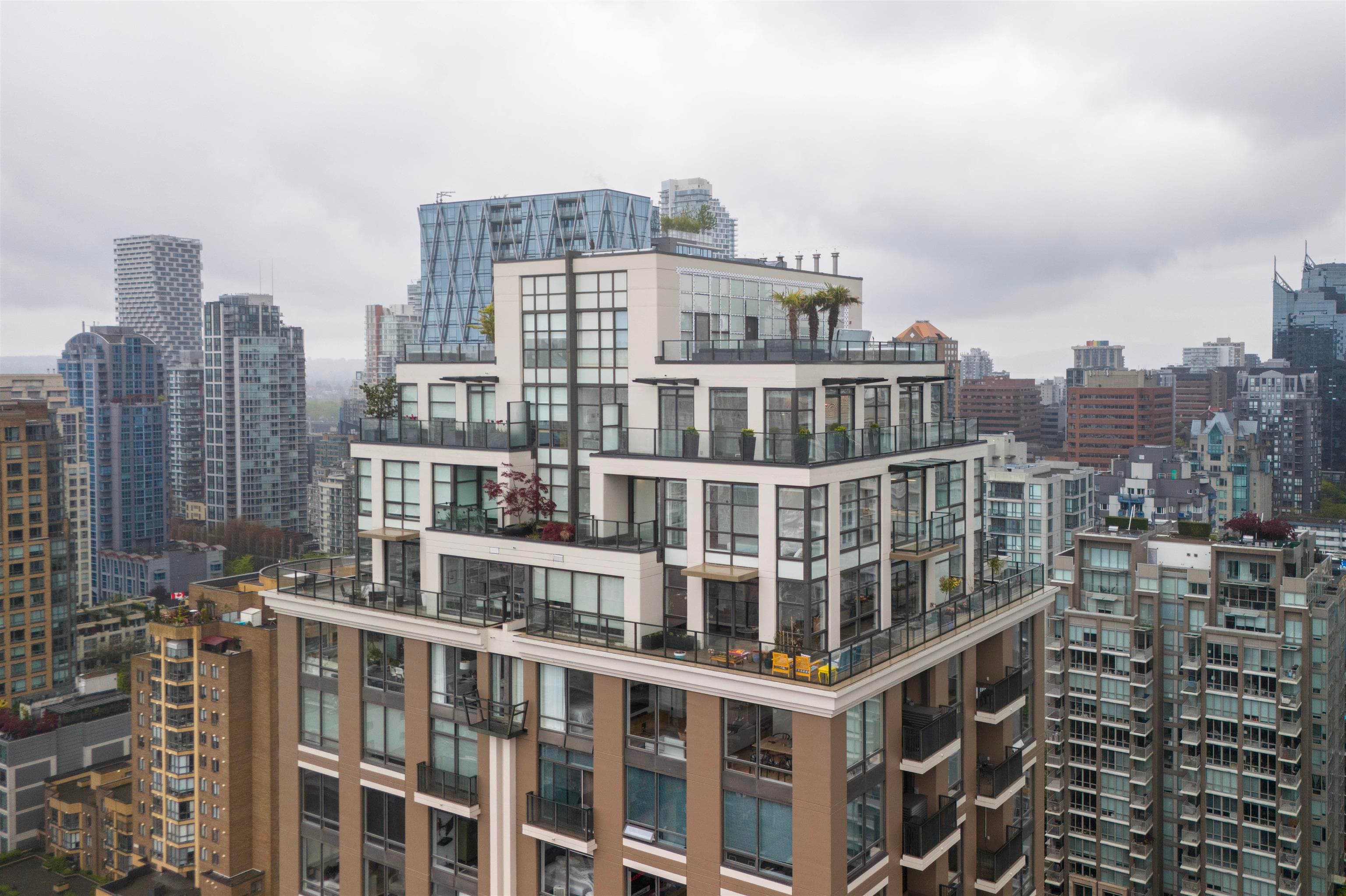 2602 - 1055 Homer Street, Vancouver, V6B 1G3 — photo 2