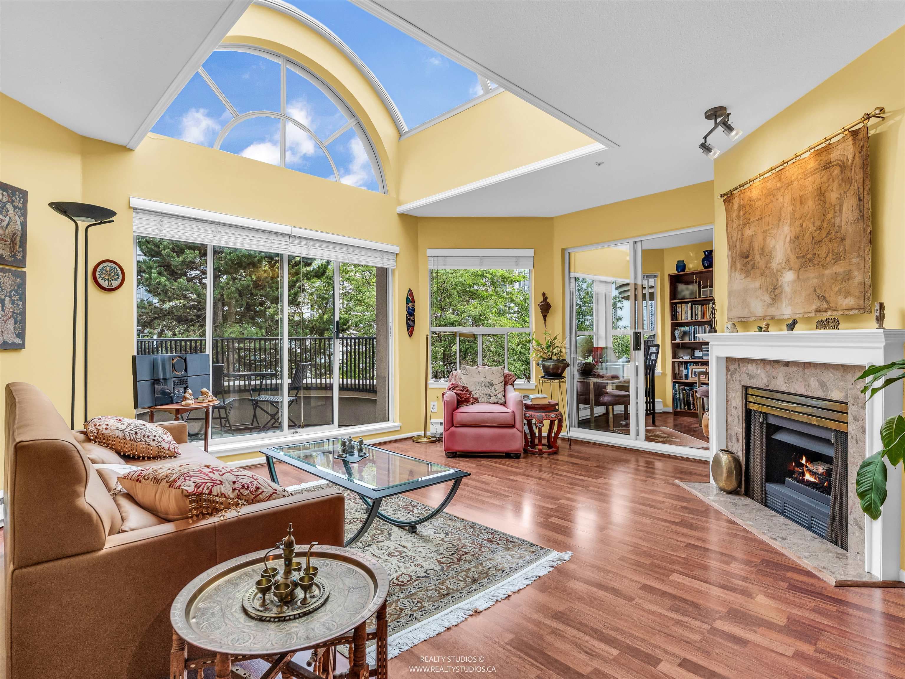401 - 525 Wheelhouse Square, Vancouver