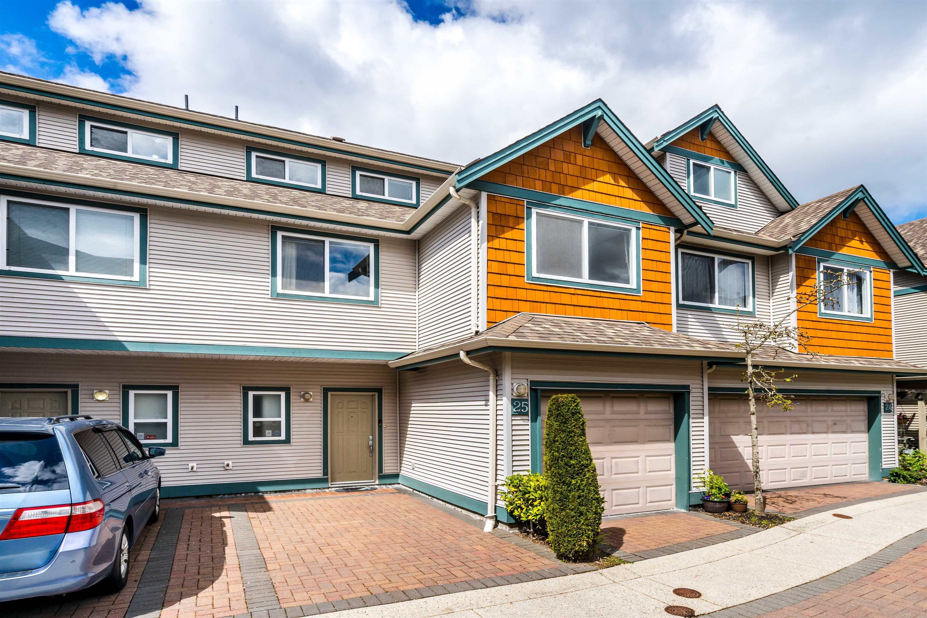 25 - 10411 Hall Avenue, Richmond