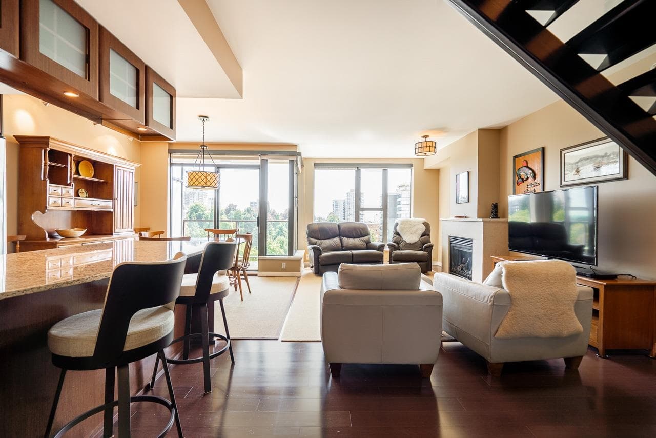 PH3 - 683 W Victoria Park, North Vancouver, V7M 0A2 — photo 2