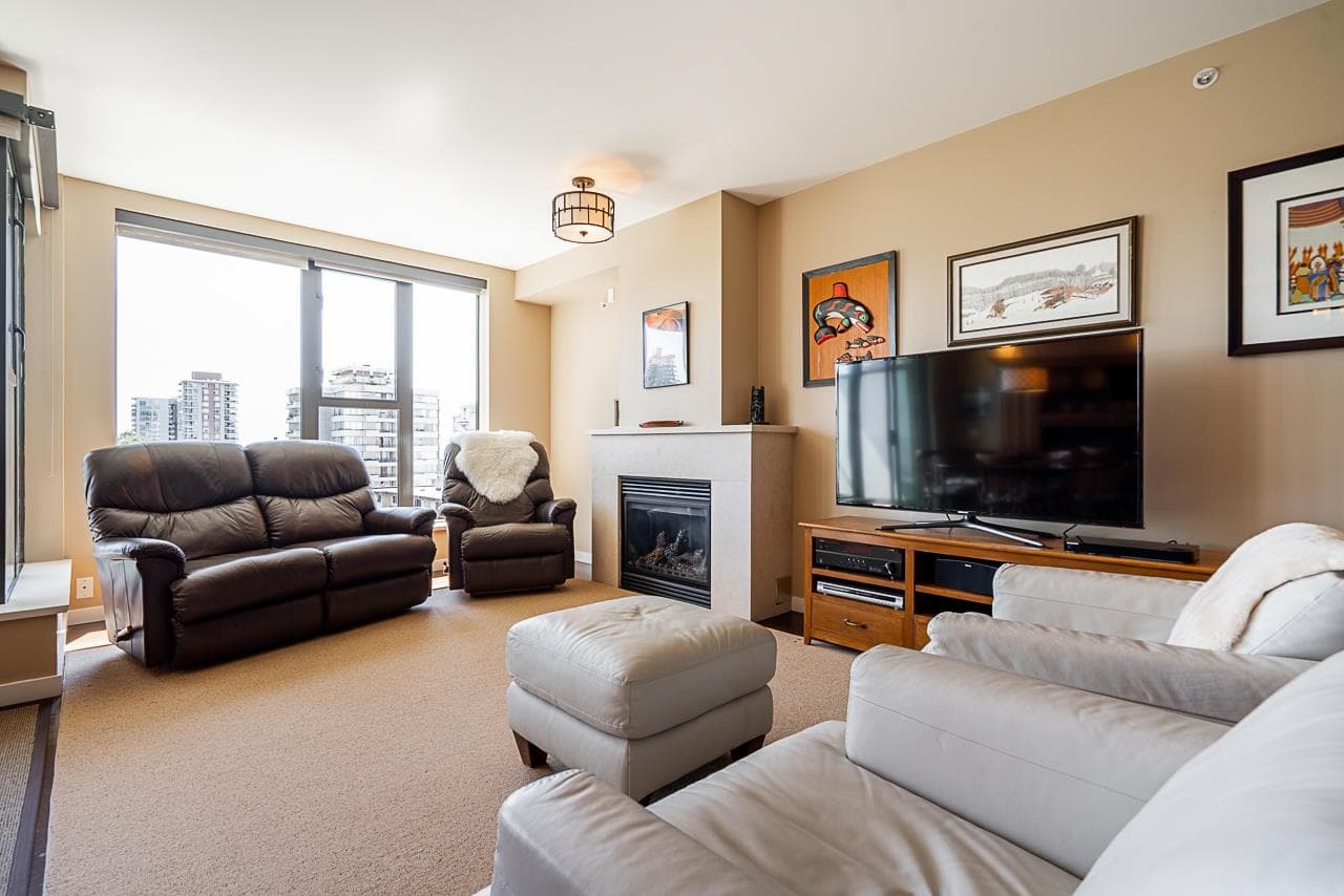 PH3 - 683 W Victoria Park, North Vancouver, V7M 0A2 — photo 3