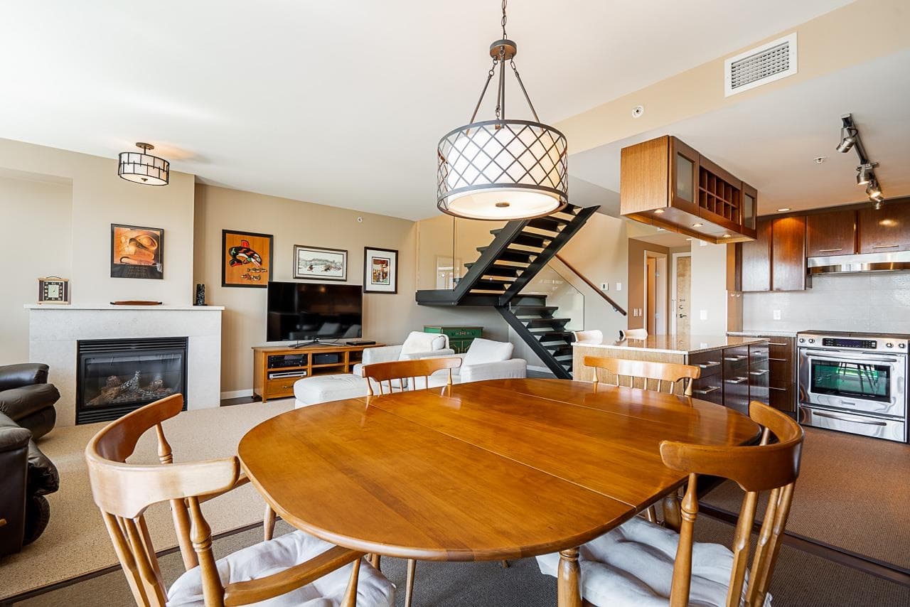 PH3 - 683 W Victoria Park, North Vancouver, V7M 0A2 — photo 5