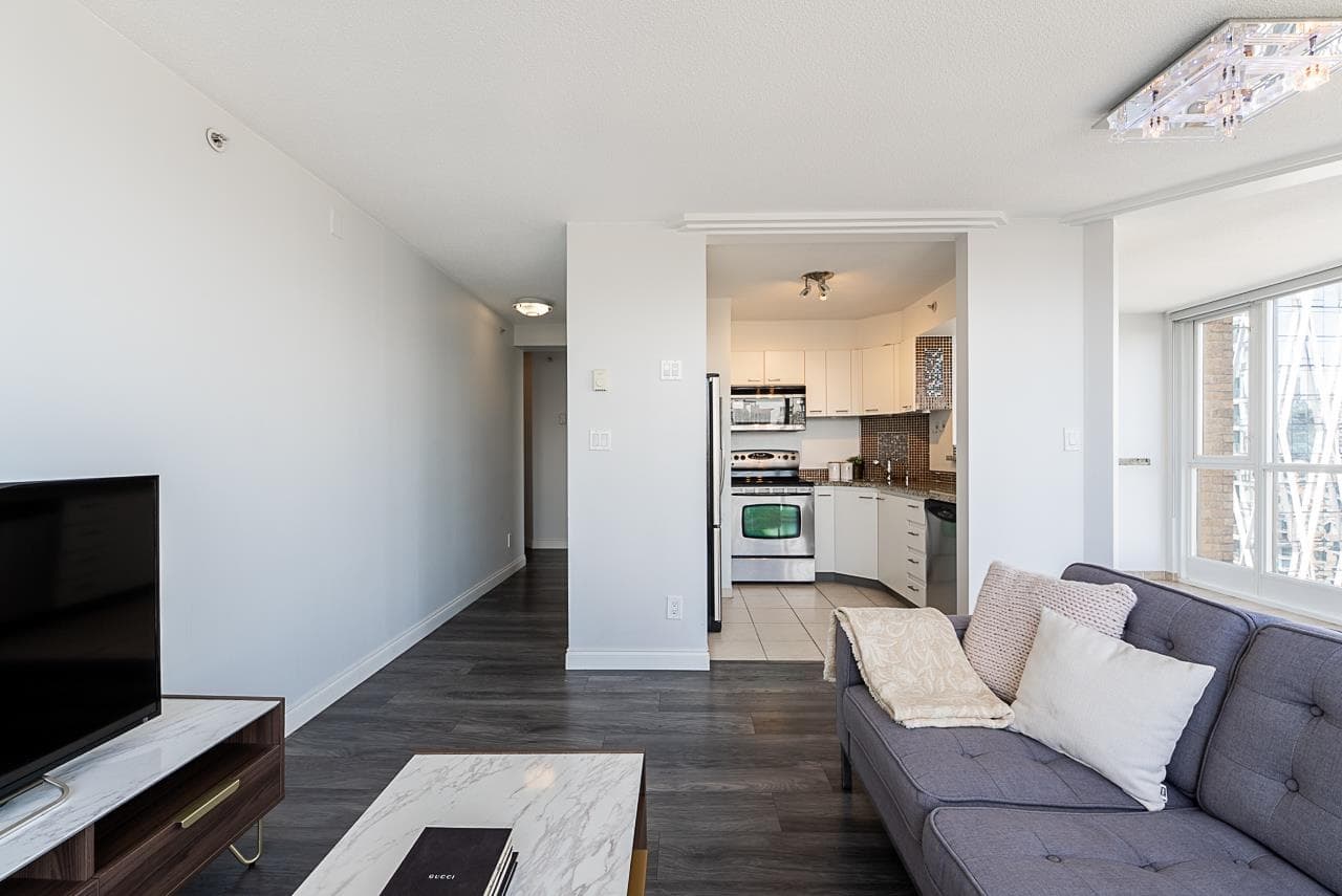 2105 - 1188 Richards Street, Vancouver, V6B 3E6 — photo 4