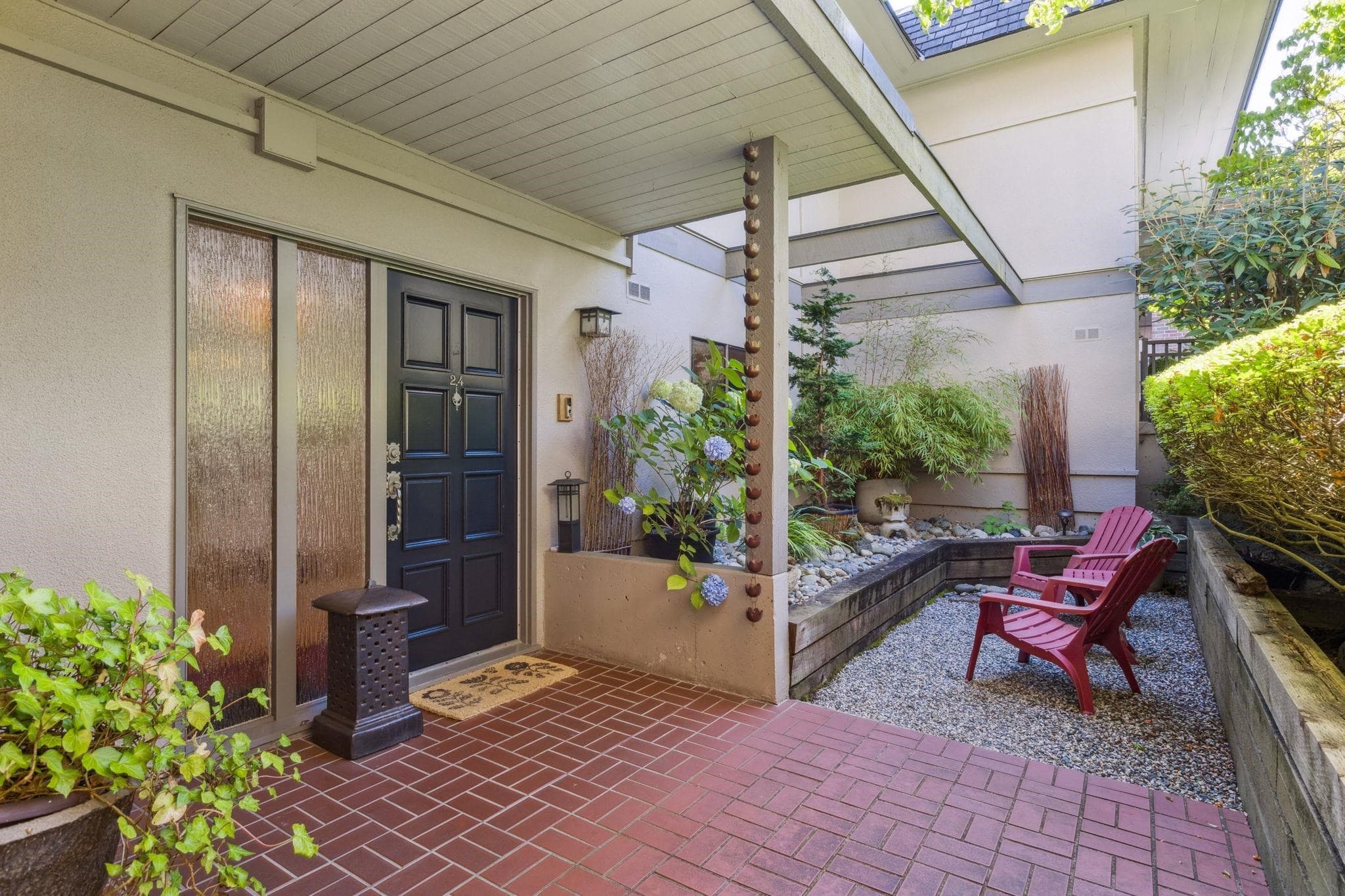 24 - 2214 Folkestone Way, West Vancouver