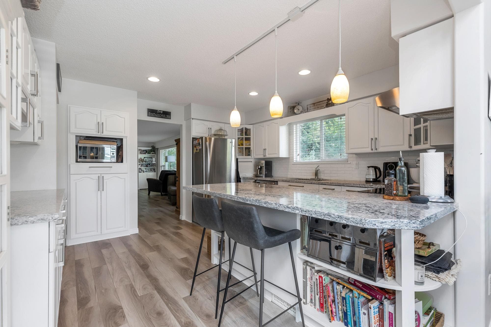 29518 Sunvalley Crescent, Abbotsford, V4X 1J2 — photo 5