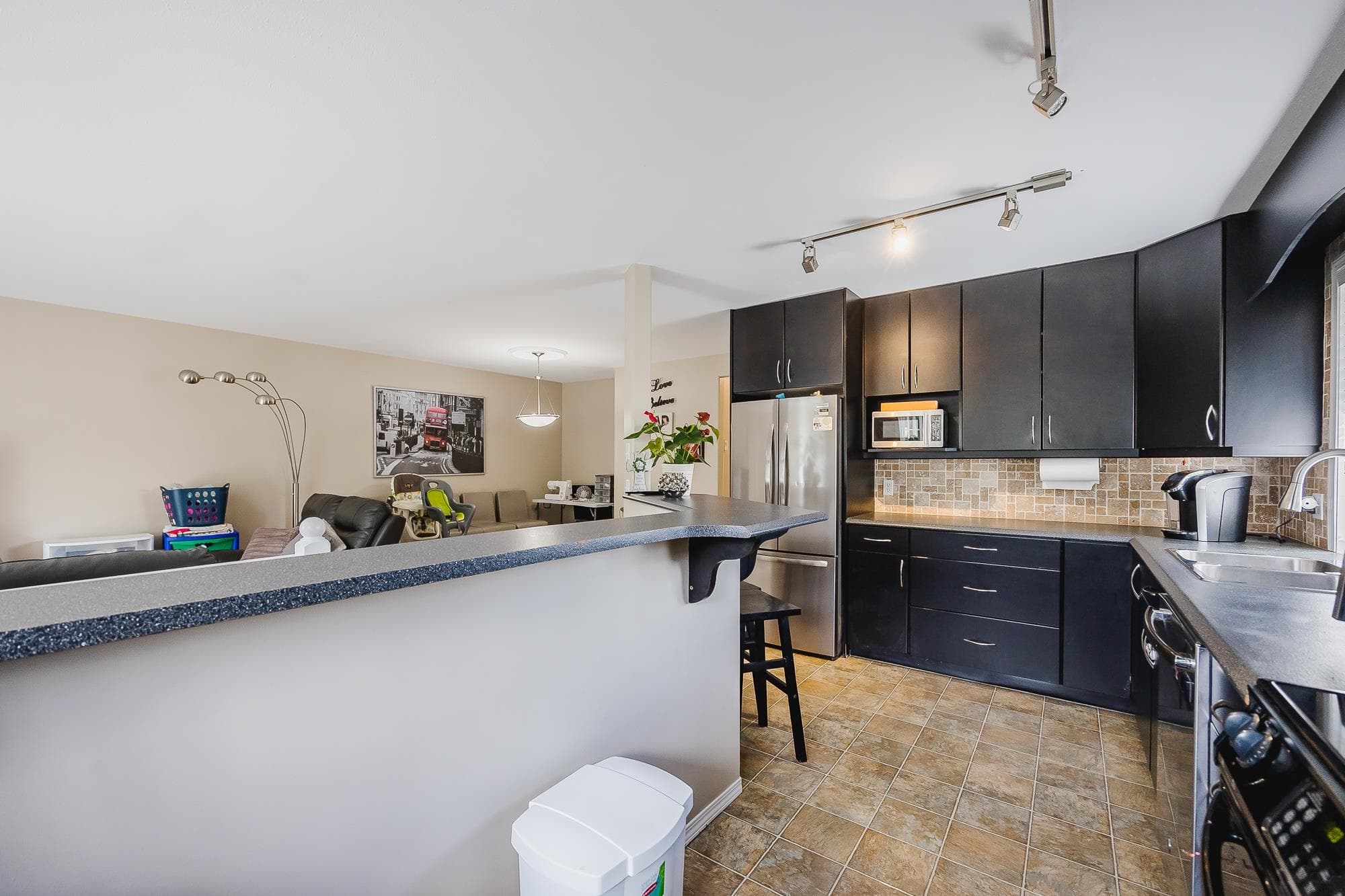 1 - 45821 Thomas Road, Chilliwack, V2R 1B8 — photo 5