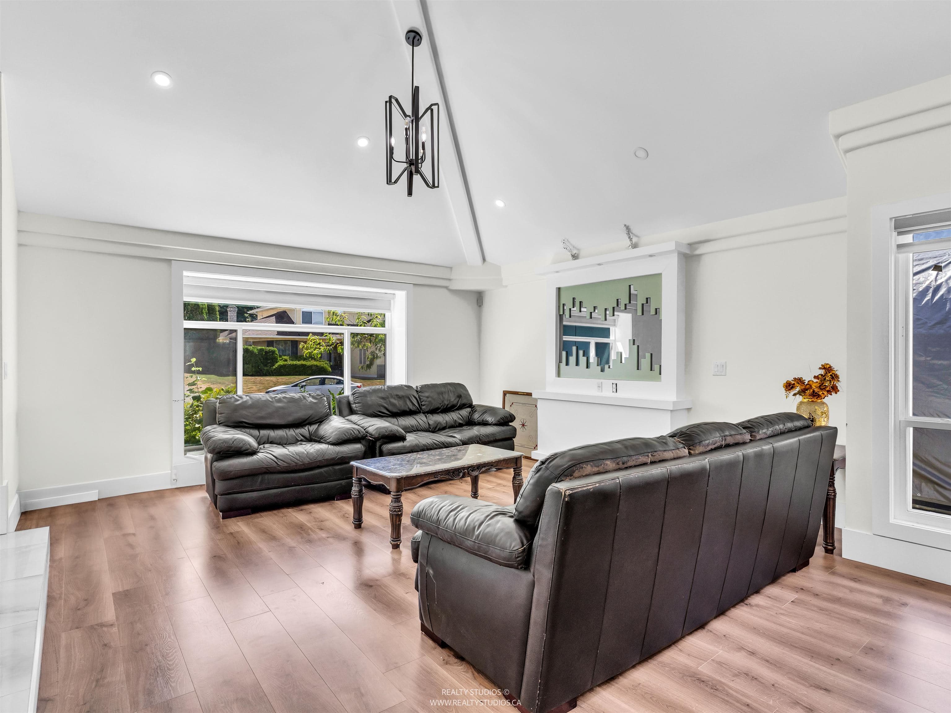 5775 184a Street, Surrey, V3S 7T1 — photo 5