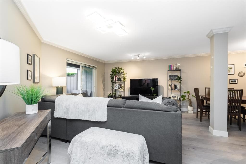 111 - 19340 65 Avenue, Surrey, V4N 0A3 — photo 3