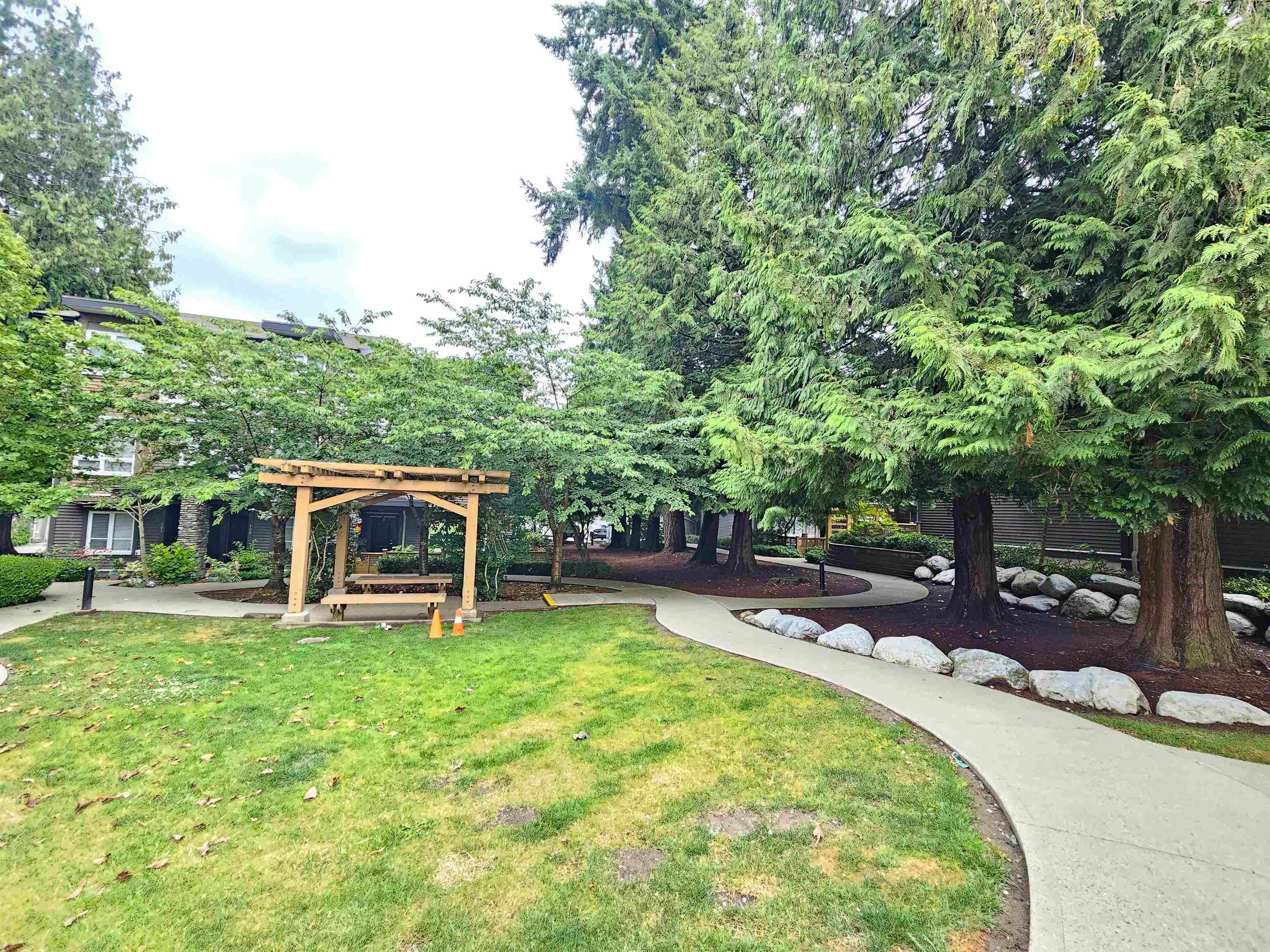 122 - 5888 144 Street, Surrey, V3S 2G1 — photo 2