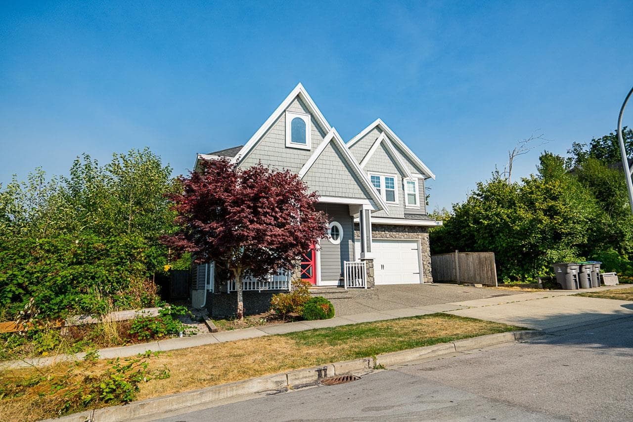 6158 143 Street, Surrey, V3X 0E5 — photo 2