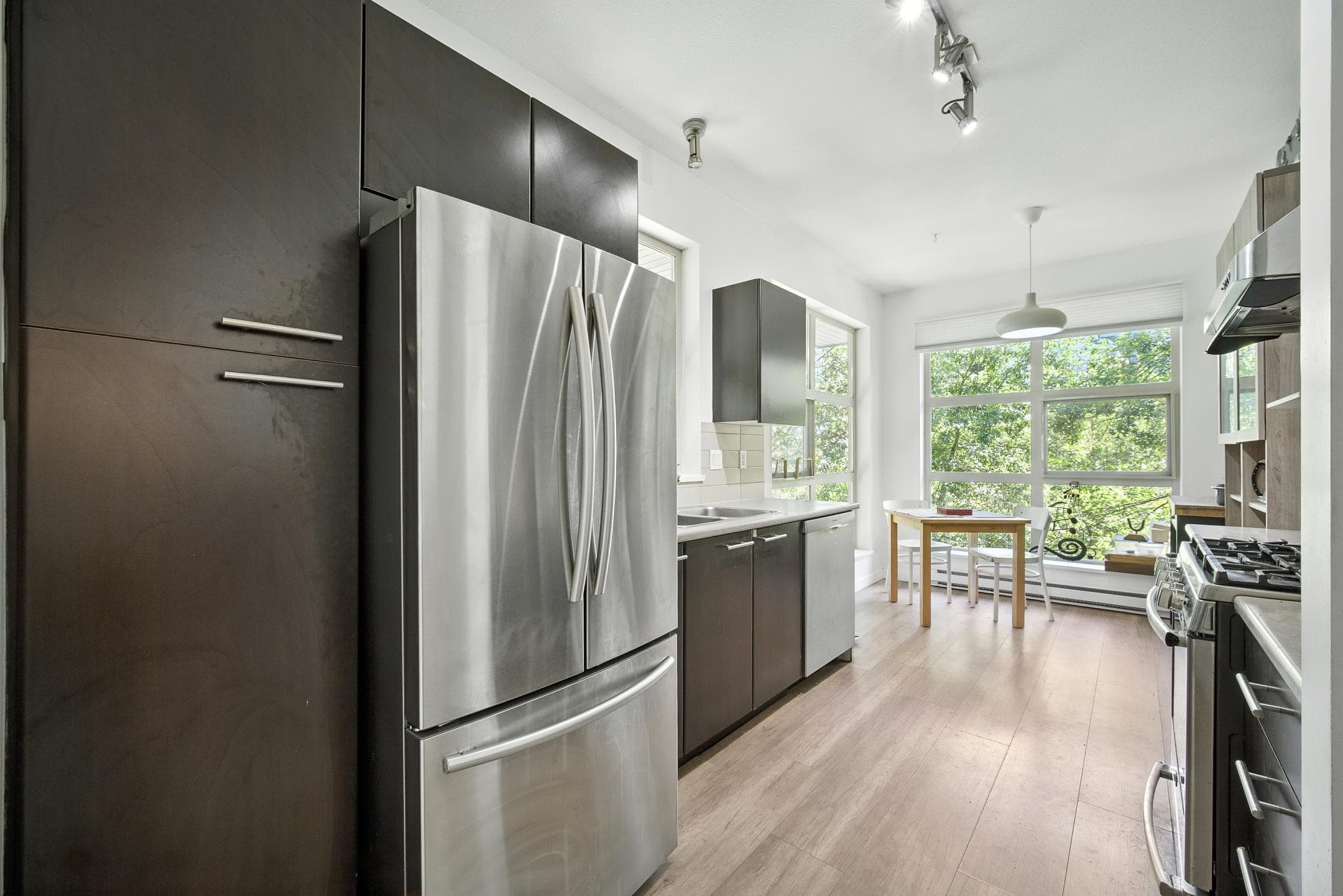 407 - 9319 University Crescent, Burnaby, V5A 4Y5 — photo 2