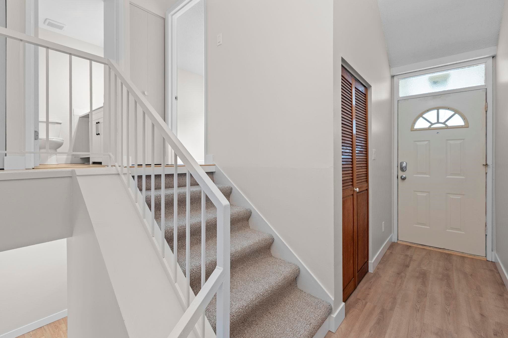 1035 Cecile Drive, Port Moody, V3H 1M5 — photo 4