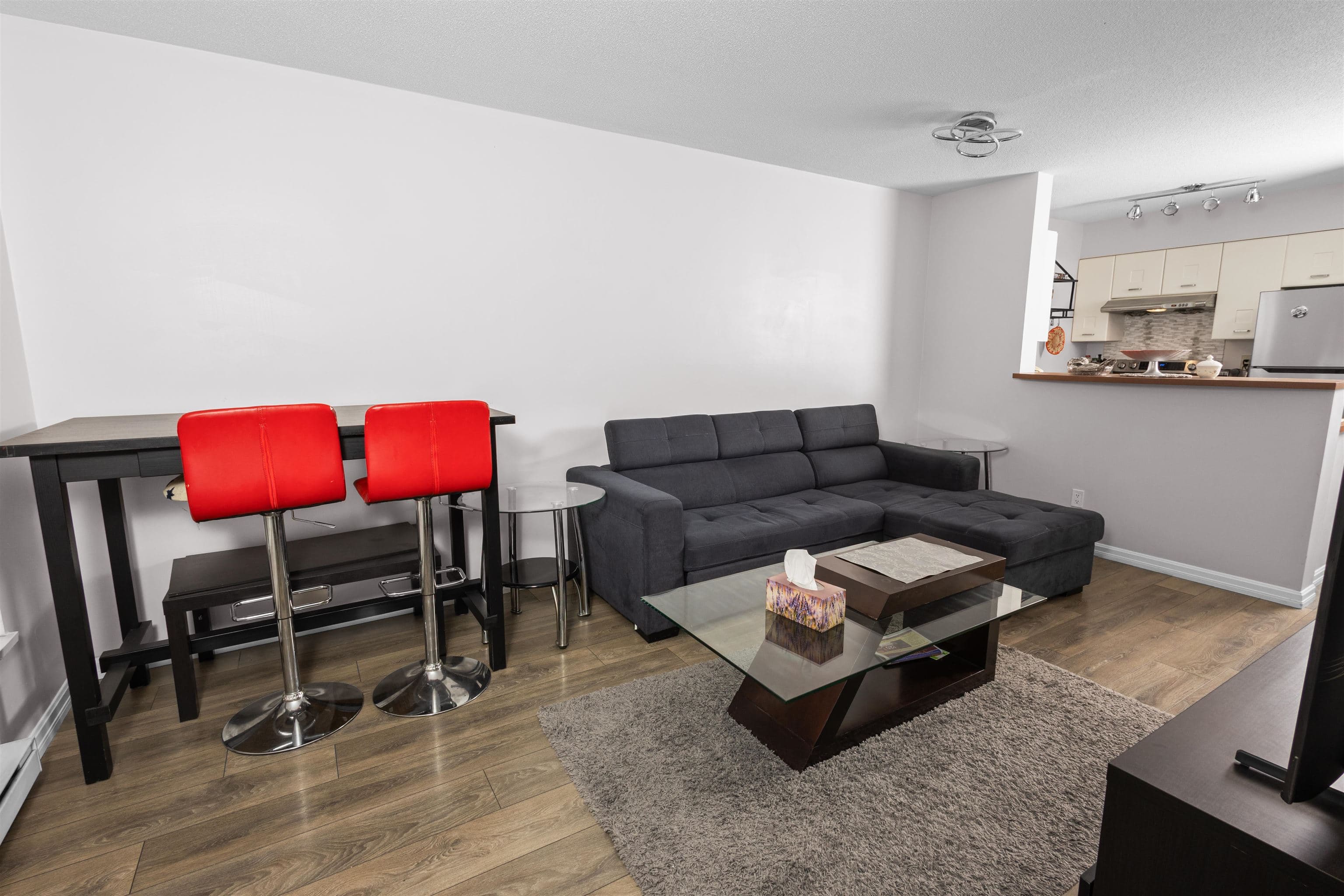 502 - 3438 Vanness Avenue, Vancouver, V5R 6E7 — photo 3
