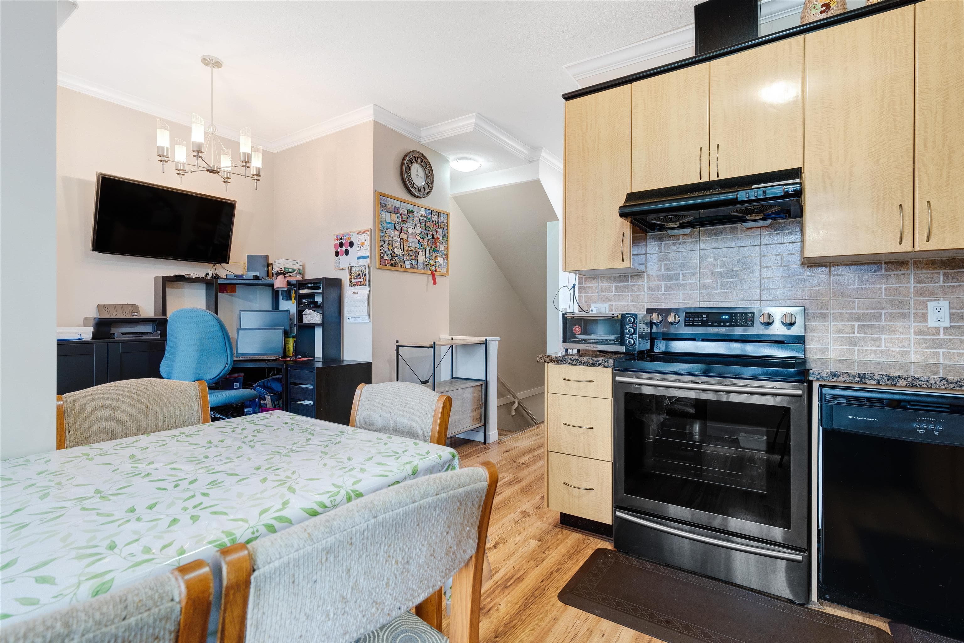 18 - 12585 72 Avenue, Surrey, V3W 1R9 — photo 5