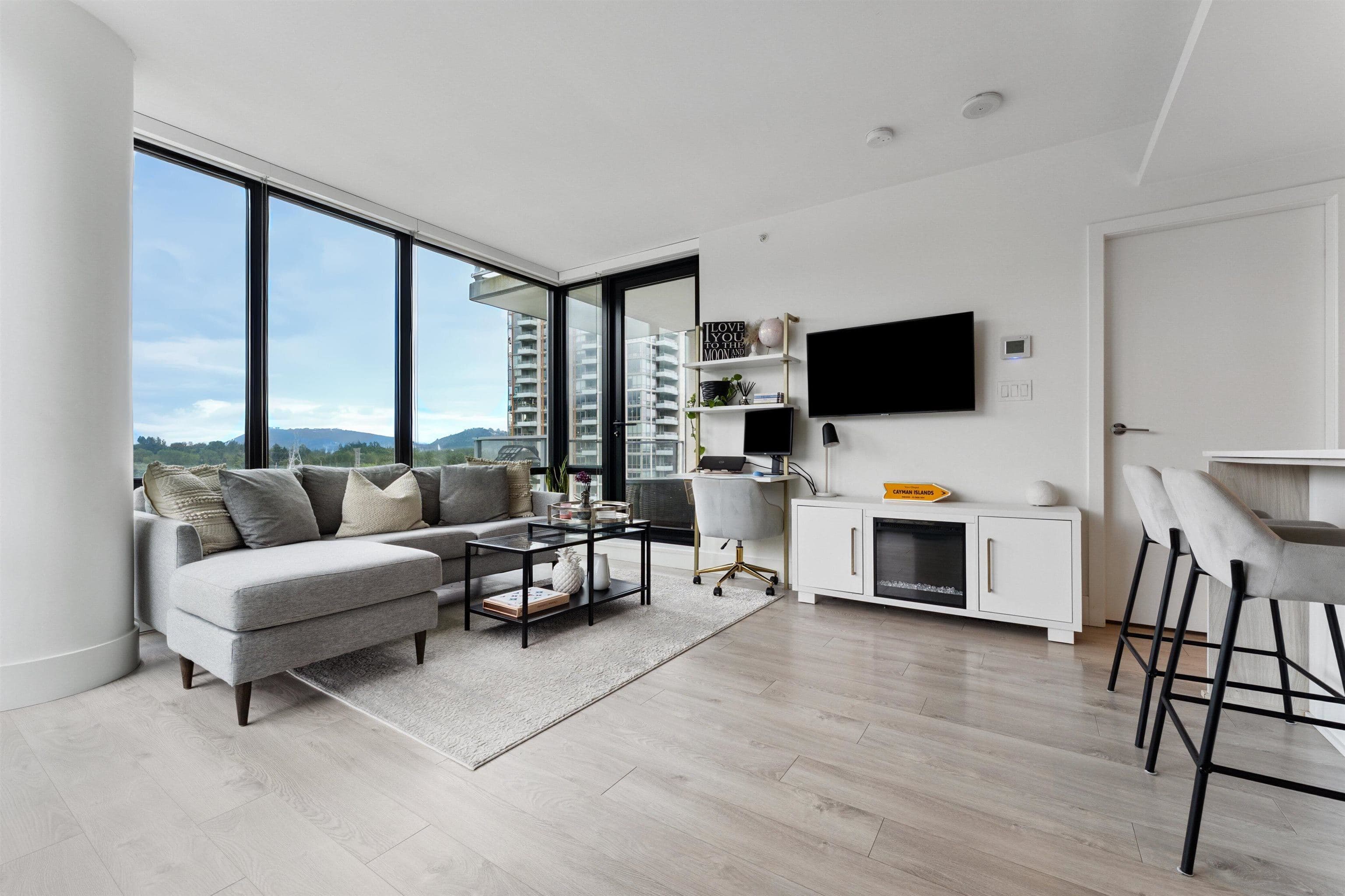 902 - 680 Seylynn Crescent, North Vancouver, V7J 0B5 — photo 3