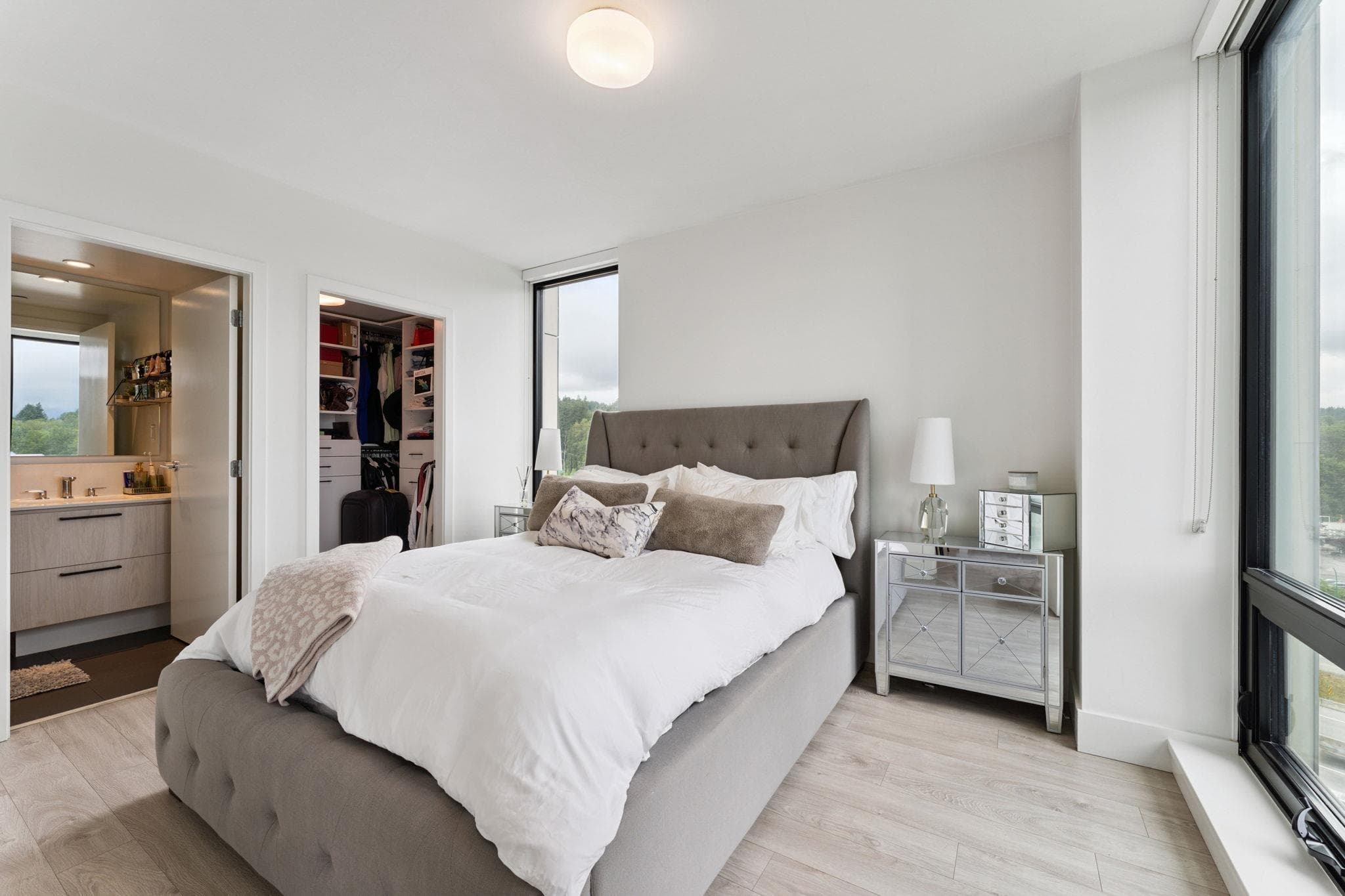 902 - 680 Seylynn Crescent, North Vancouver, V7J 0B5 — photo 5