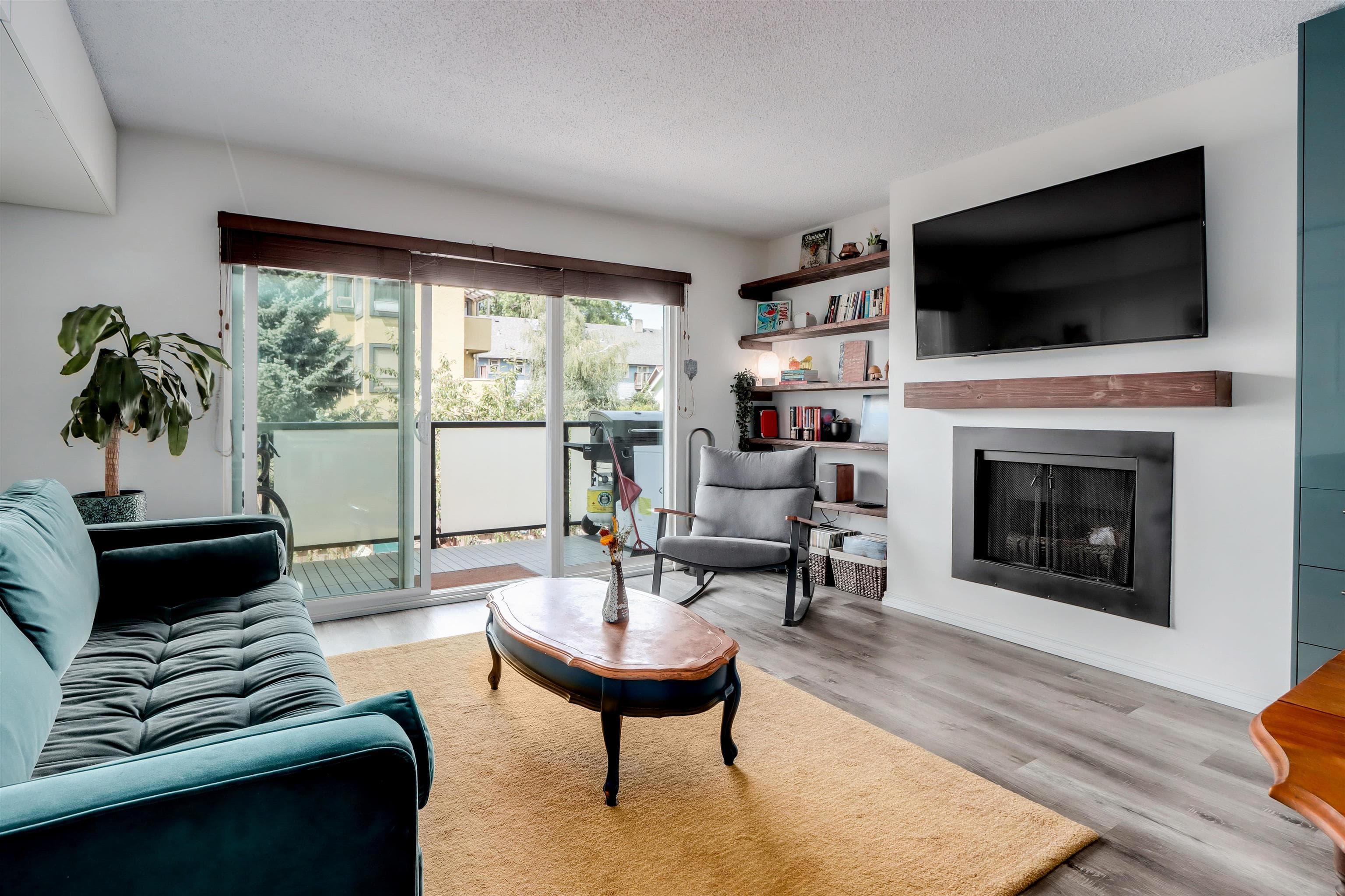 203 - 1429 William Street, Vancouver, V5L 4W8 — photo 2