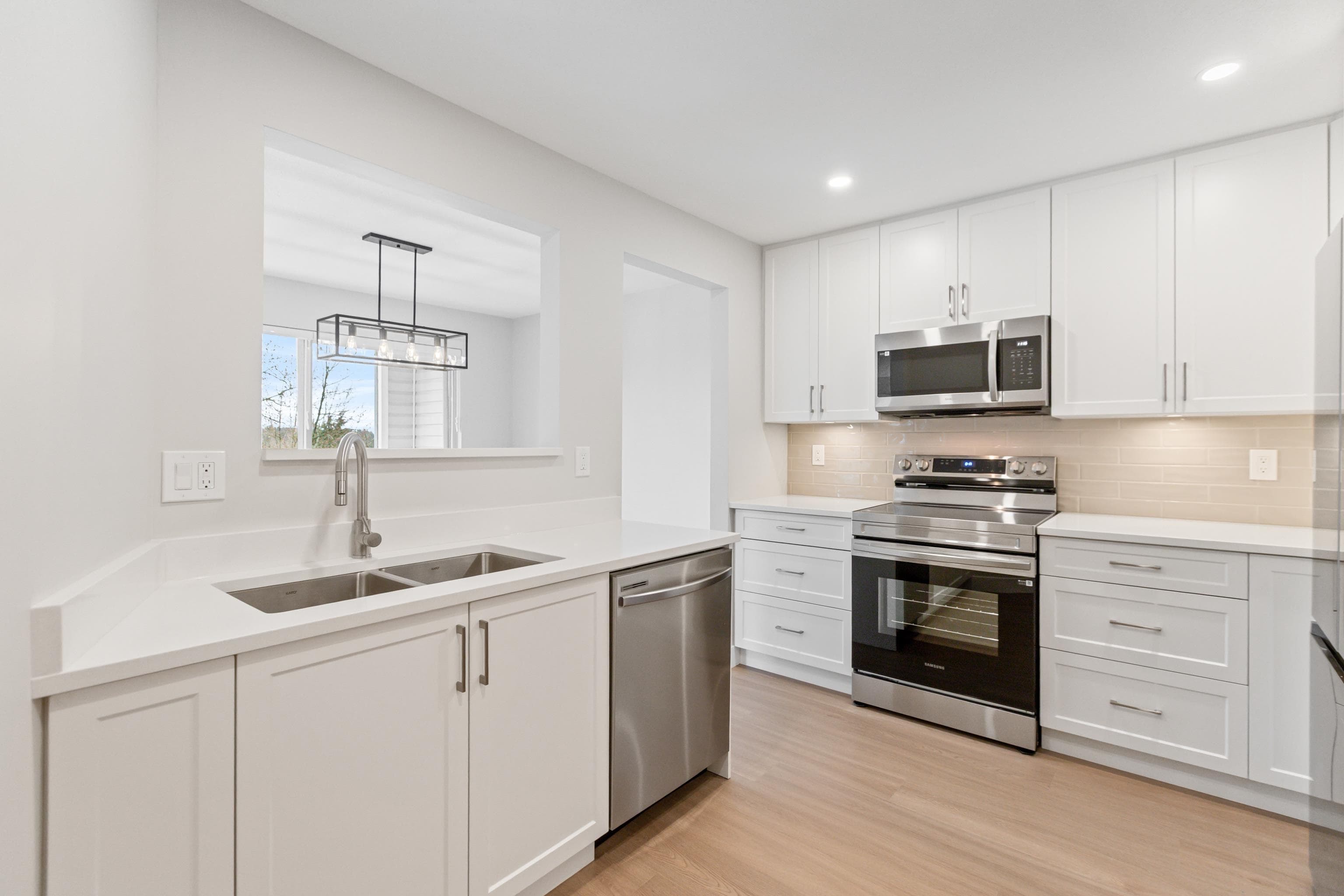 225 - 22611 116 Avenue, Maple Ridge, V2X 0W7 — photo 2