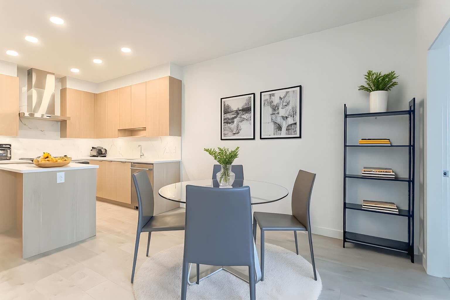 206 - 7123 11th Avenue, Burnaby, V3N 0J6 — photo 3