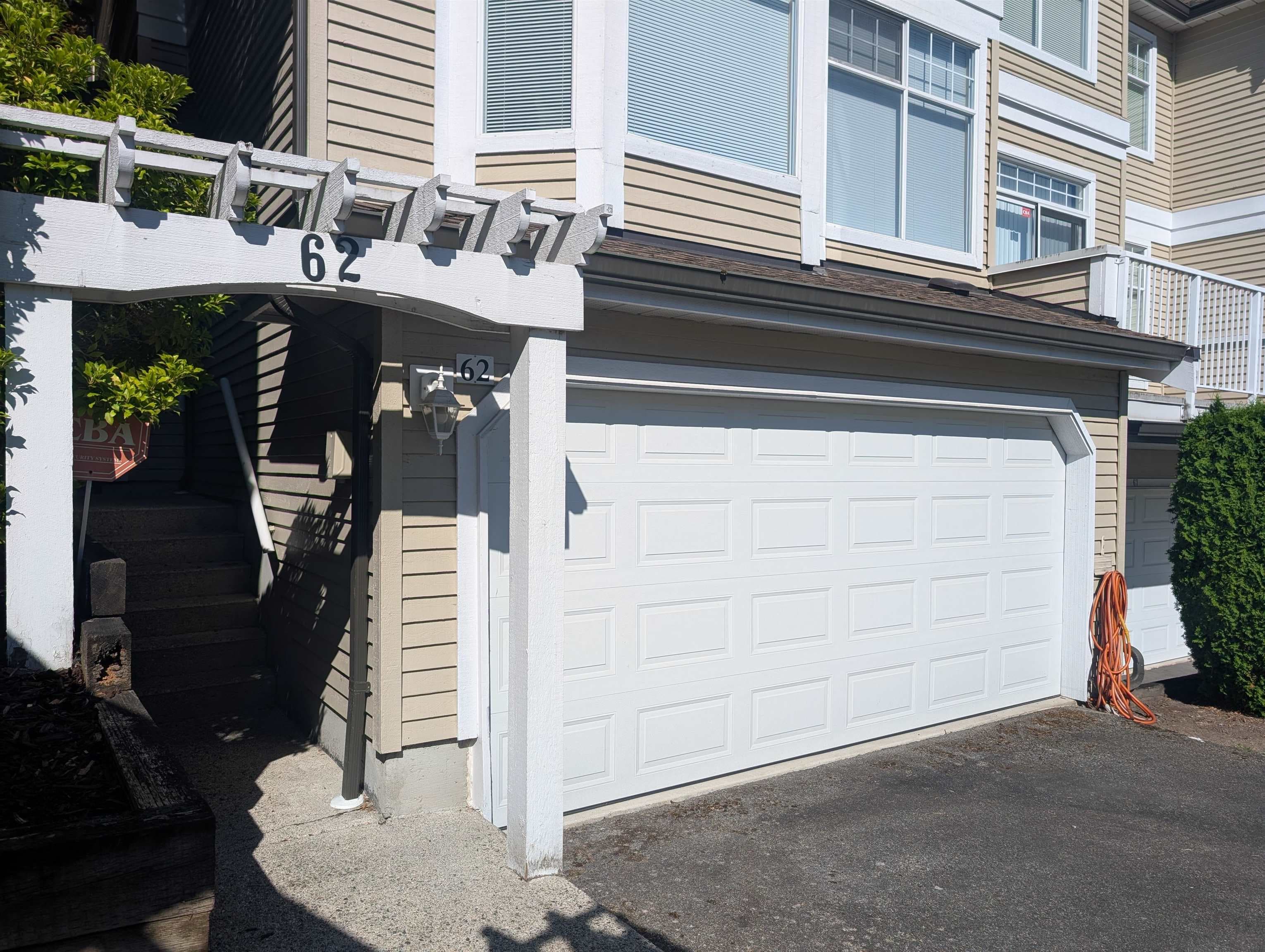 62 - 5950 Oakdale Road, Burnaby, V5H 4R5 — photo 1