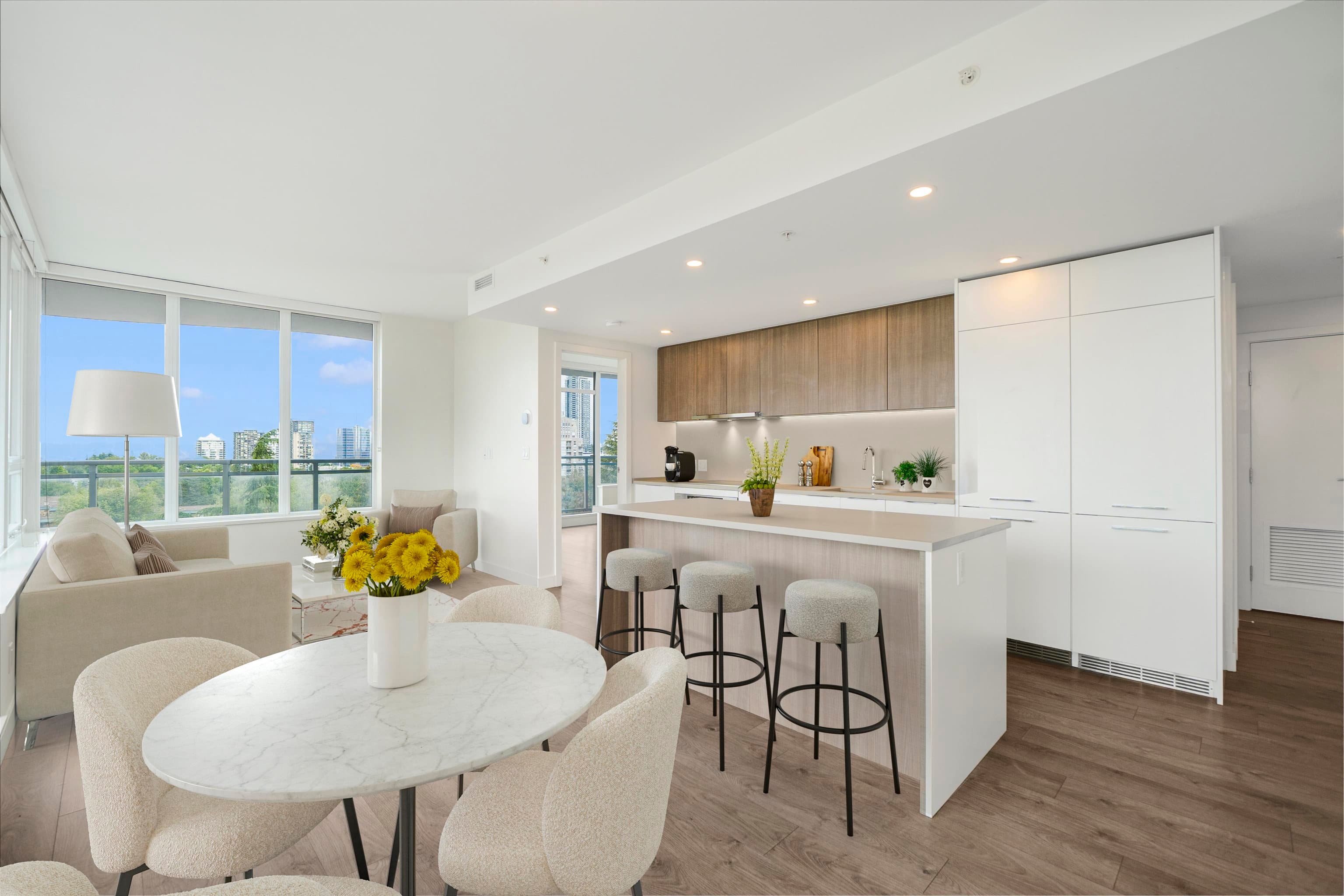 801 - 13318 104 Avenue, Surrey, V3T 0R2 — photo 4