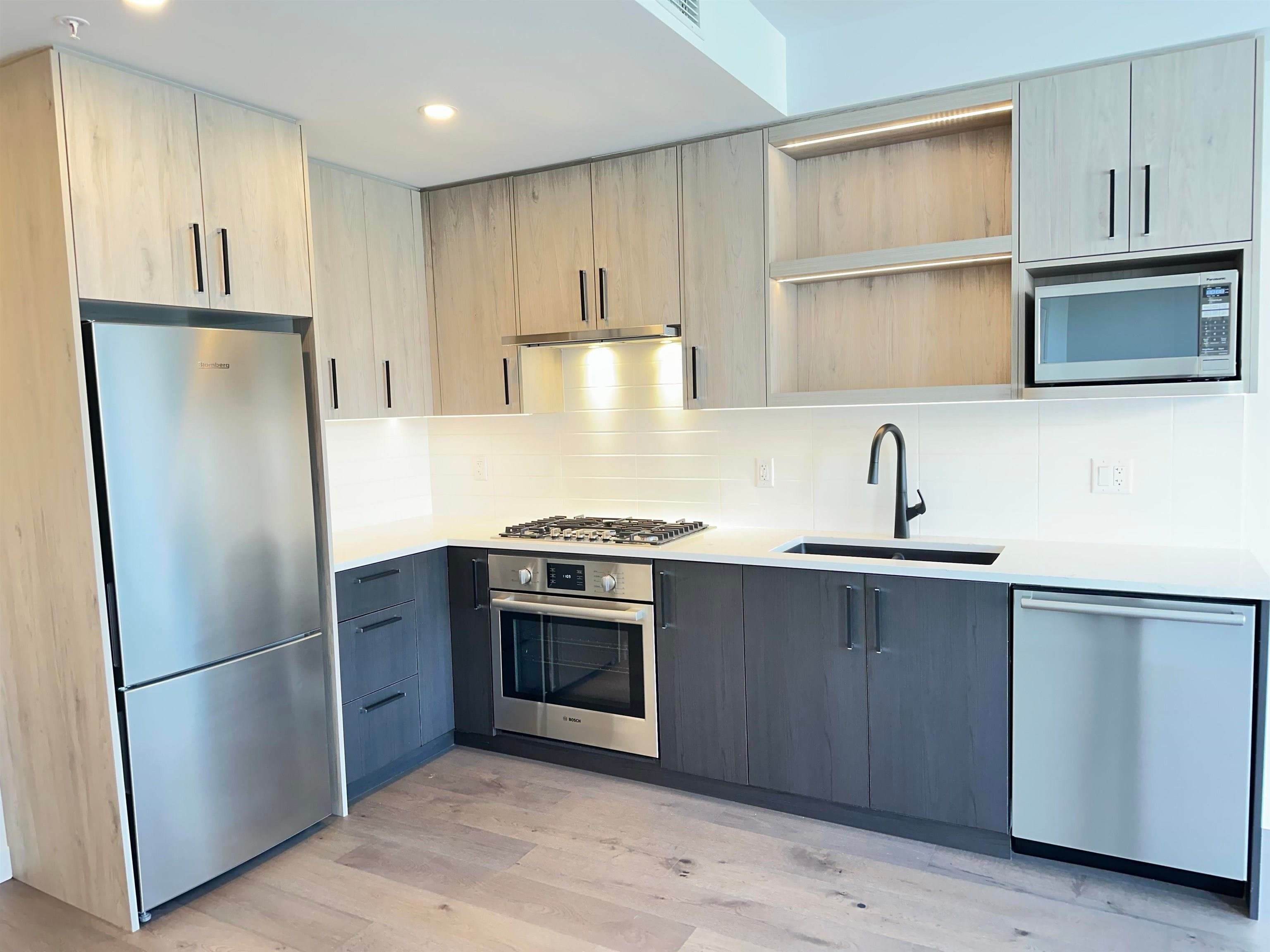 313 - 6859 Cambie, Vancouver, V6P 3H1 — photo 3