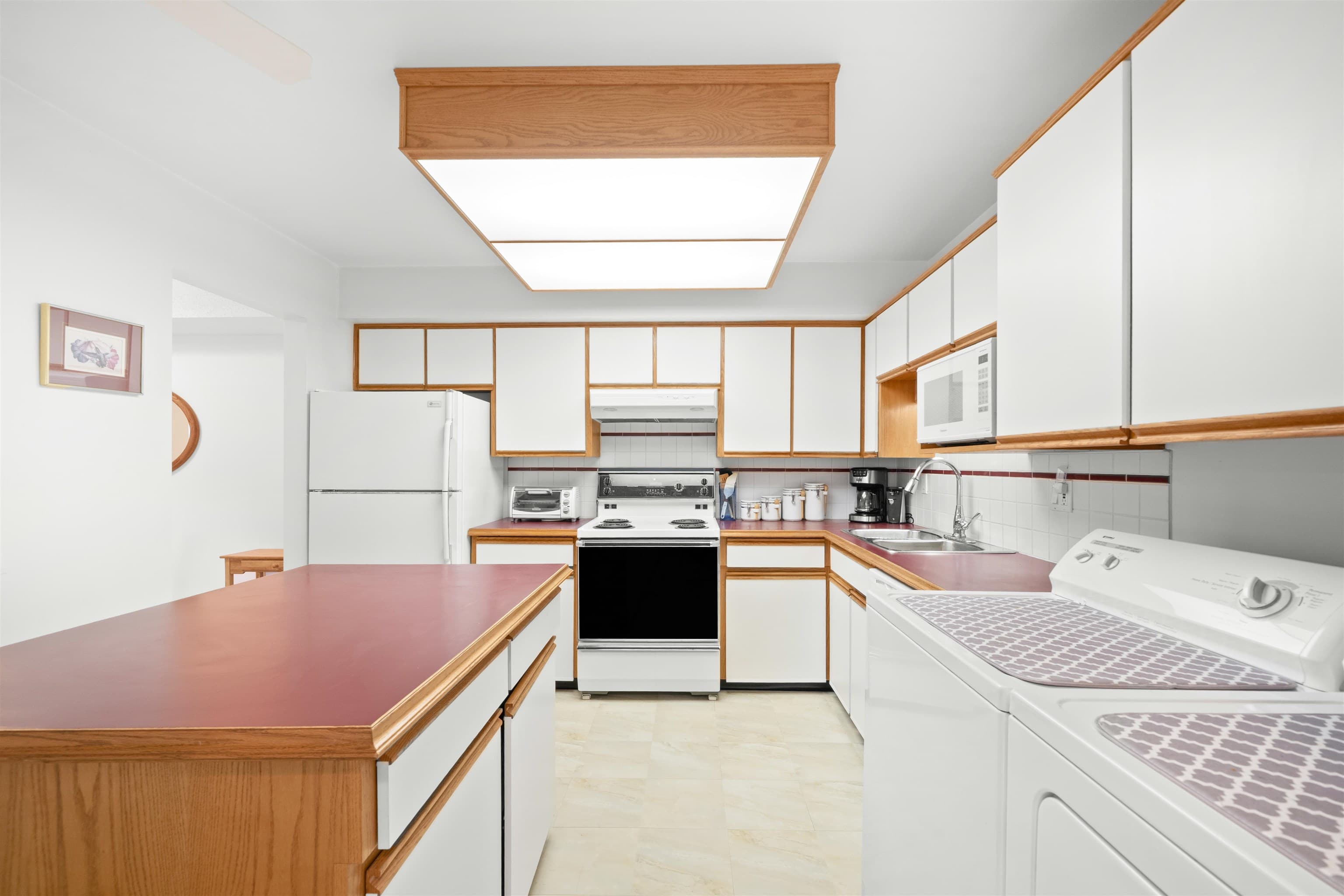 203 - 11901 89a Avenue, Delta, V4C 3G8 — photo 2