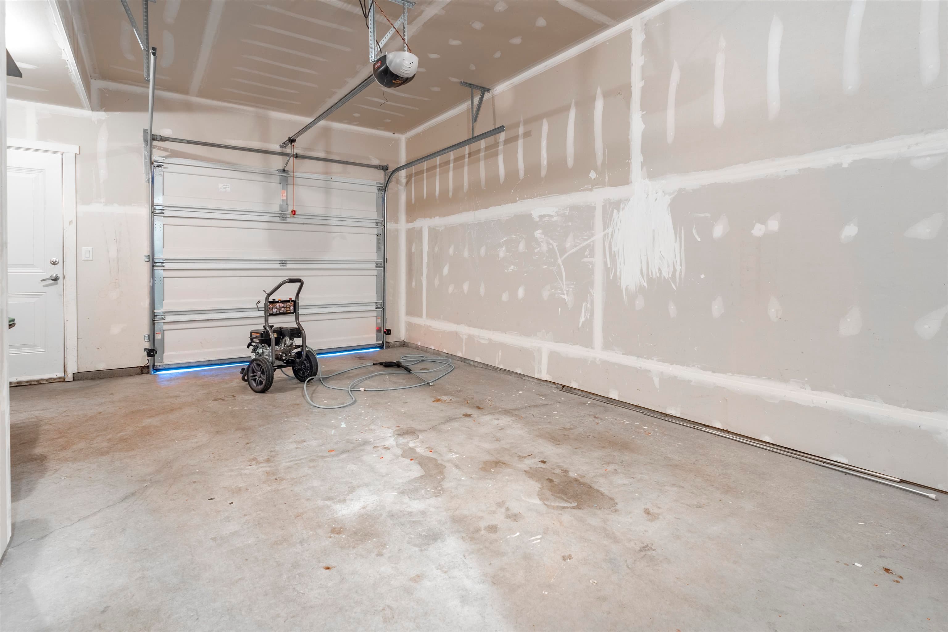 88 - 5888 144 Street, Surrey, V3X 0G8 — photo 5