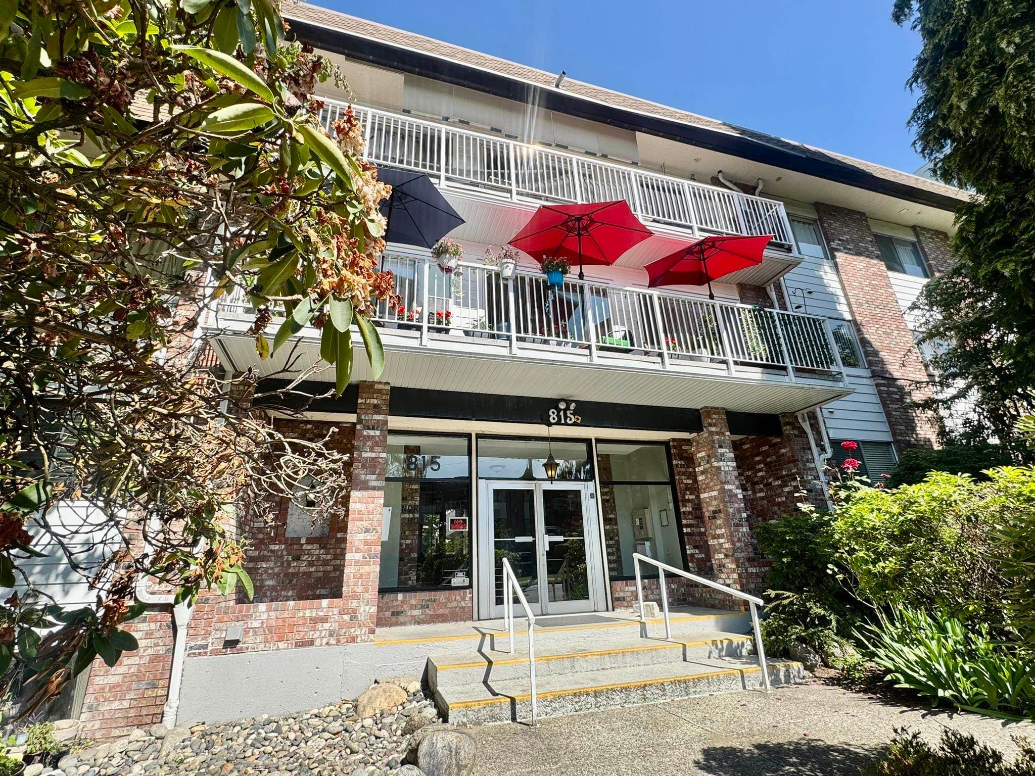 208 - 815 Fourth Avenue, New Westminster, V3M 1S8 — photo 2