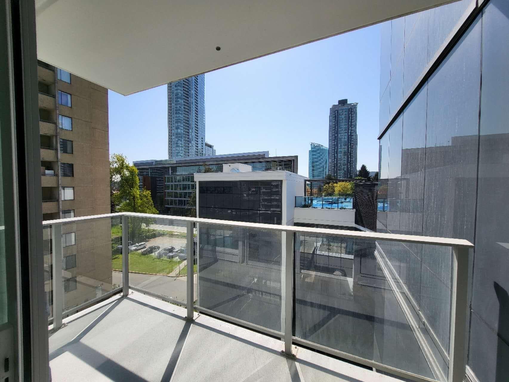 608 - 10448 University Drive, Surrey, V3T 0S7 — photo 5