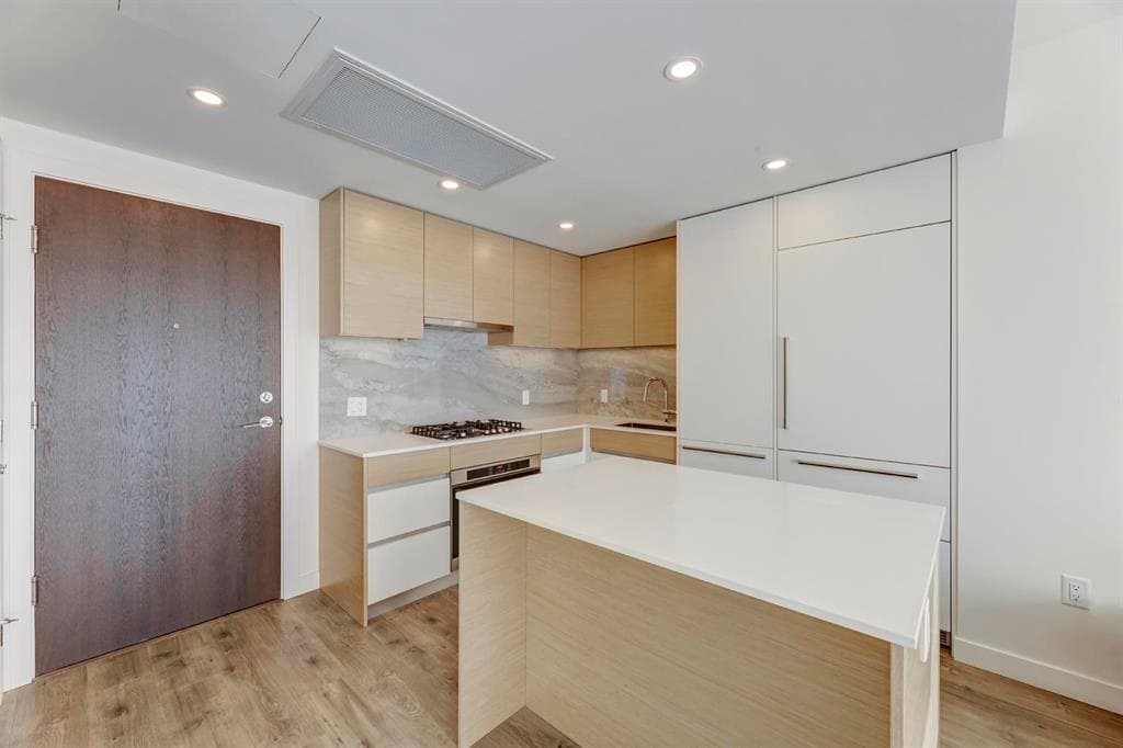 2207 - 200 Klahanie Court, West Vancouver, V7P 0E4 — photo 5