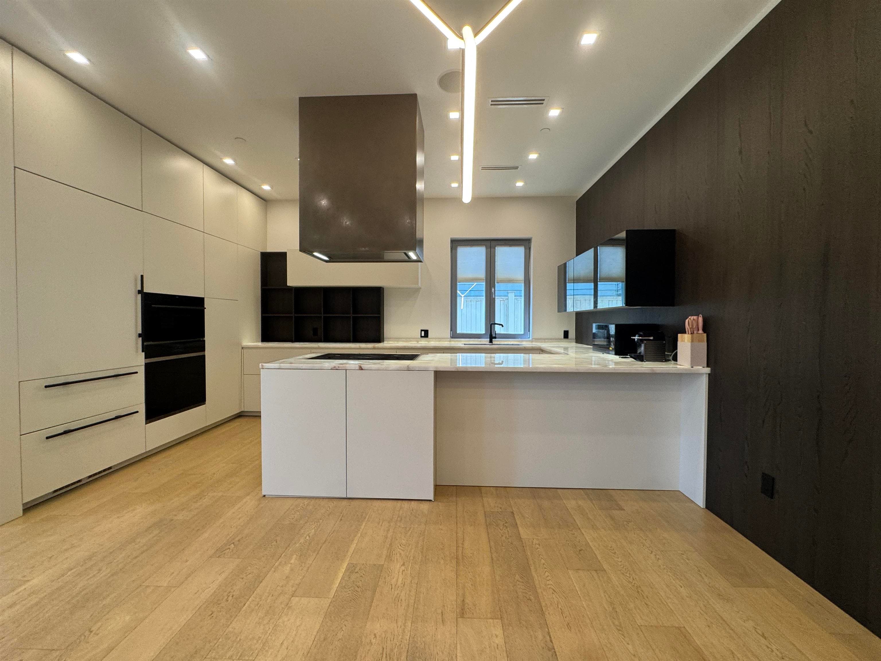 1076 Park Drive, Vancouver, V6P 2J5 — photo 4