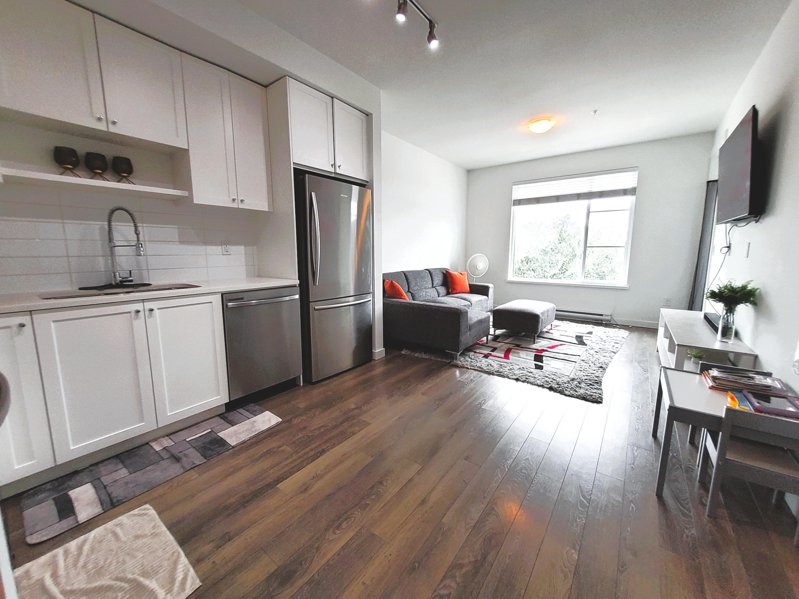 502 - 13623 81a Avenue, Surrey, V3W 3N7 — photo 4