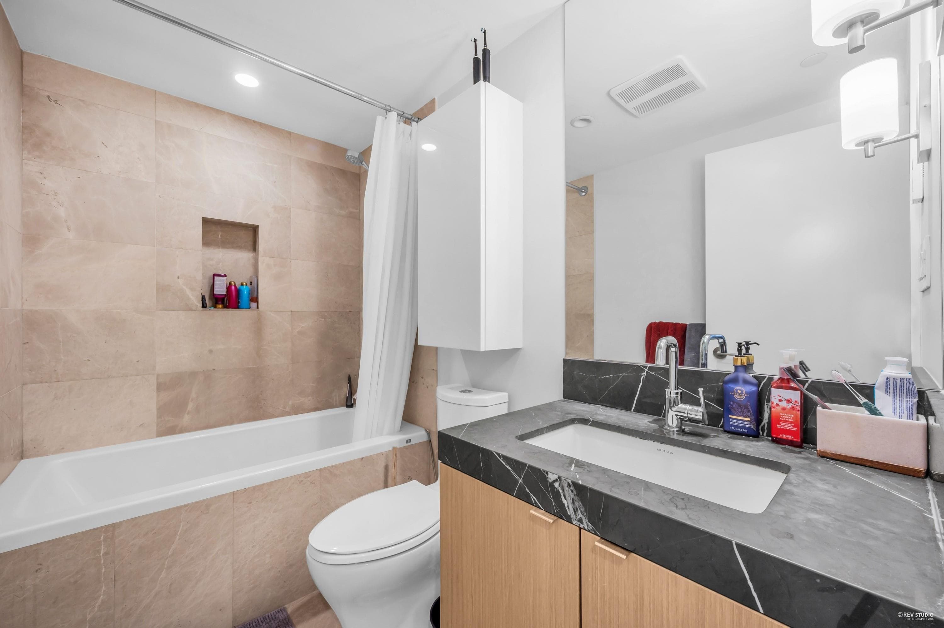 2101 - 125 E 14th Street, North Vancouver, V7L 0E6 — photo 5