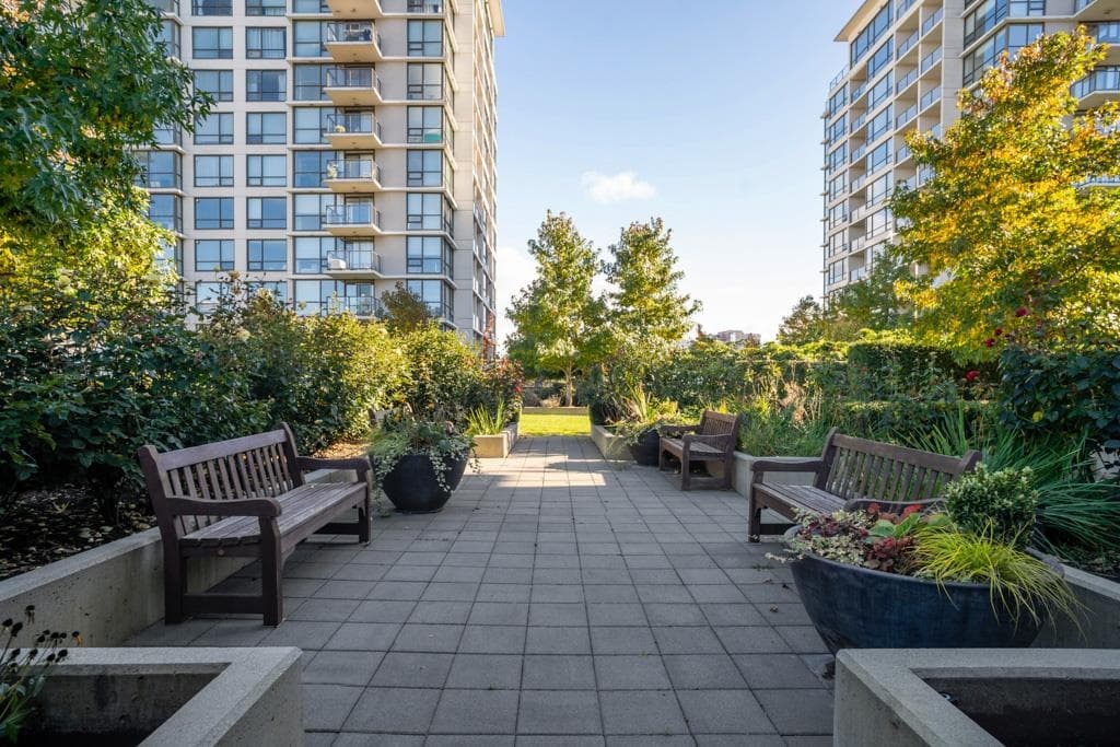 1105 - 7555 Alderbridge Way, Richmond, V6X 4L3 — photo 5