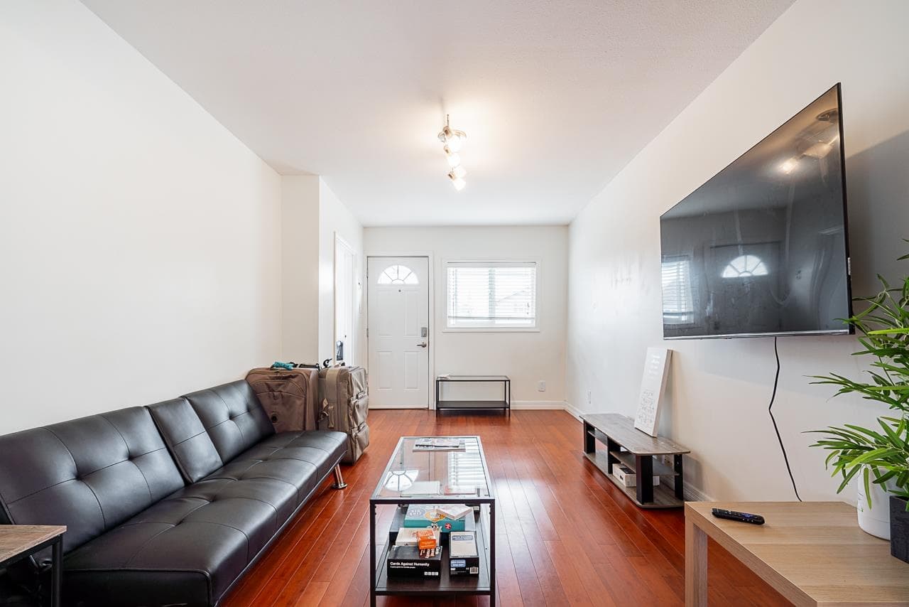 5959 Mcmurray Avenue, Burnaby, V5H 3E5 — photo 3