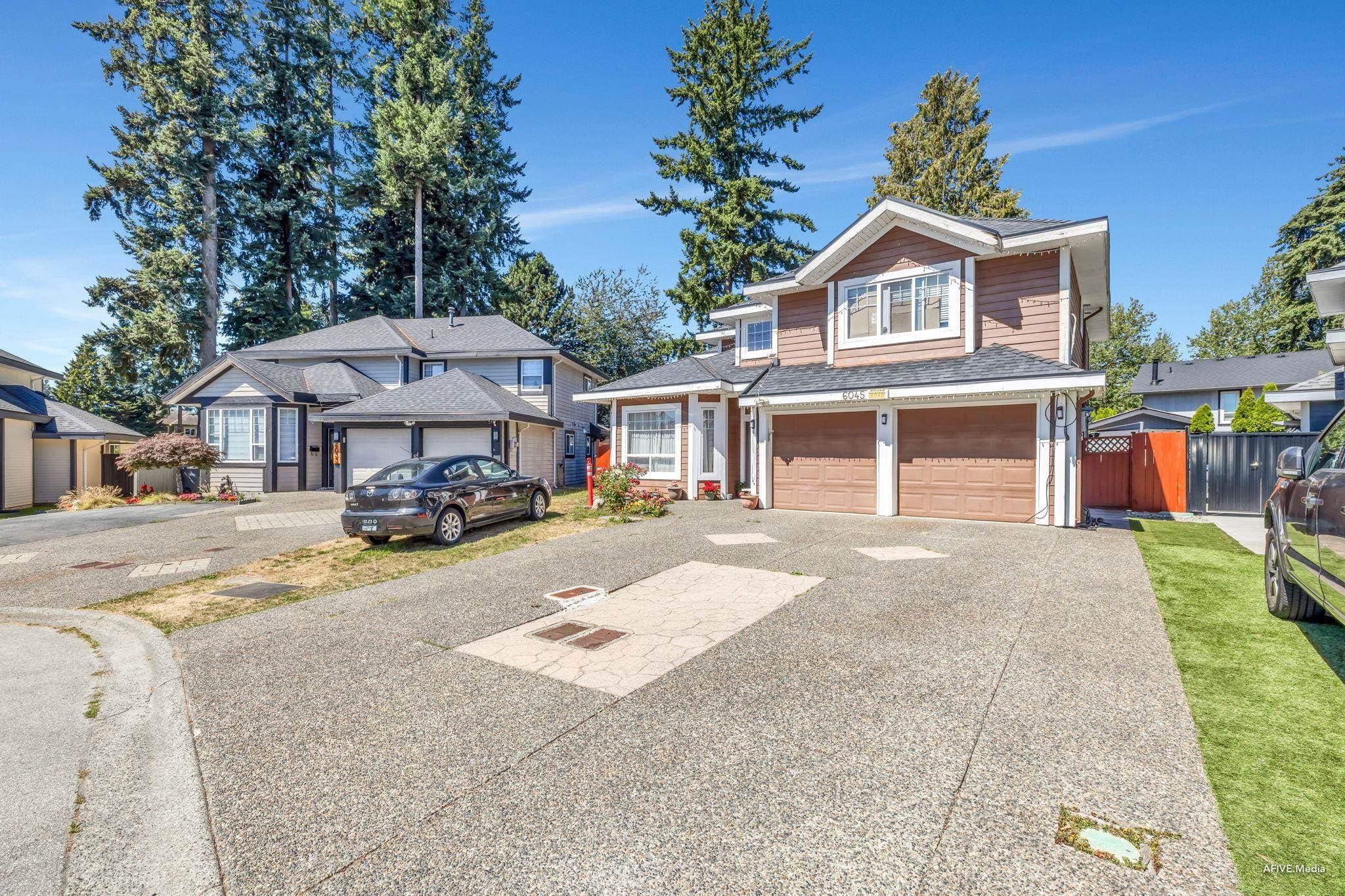 6045 131 Street, Surrey, V3X 3N4 — photo 3