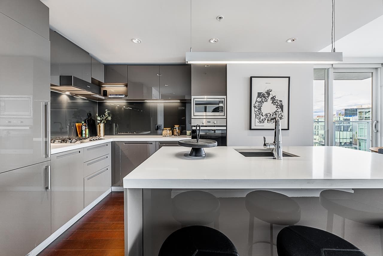 3309 - 777 Richards Street, Vancouver, V6B 0M6 — photo 5
