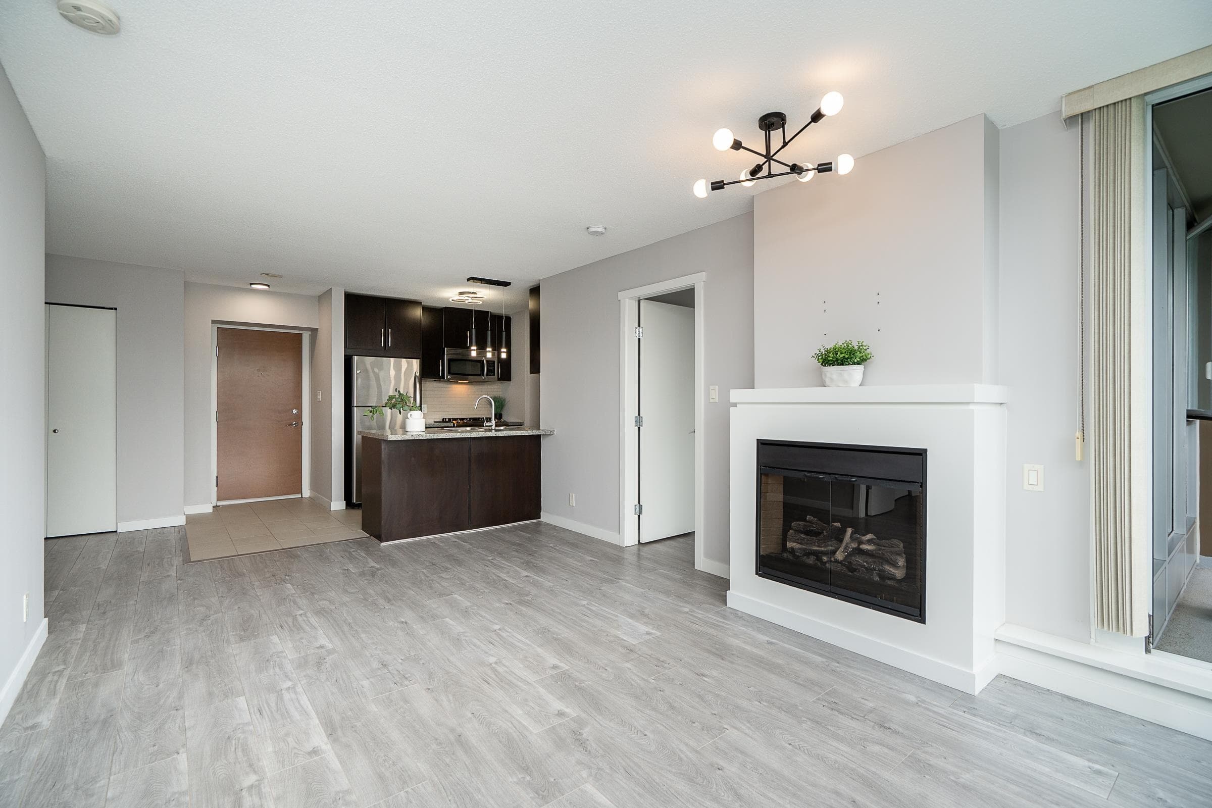 1909 - 660 Nootka Way, Port Moody, V3H 0B7 — photo 5