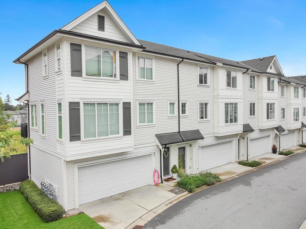 42 - 11272 240th Street, Maple Ridge, V2W 0J8 — photo 2