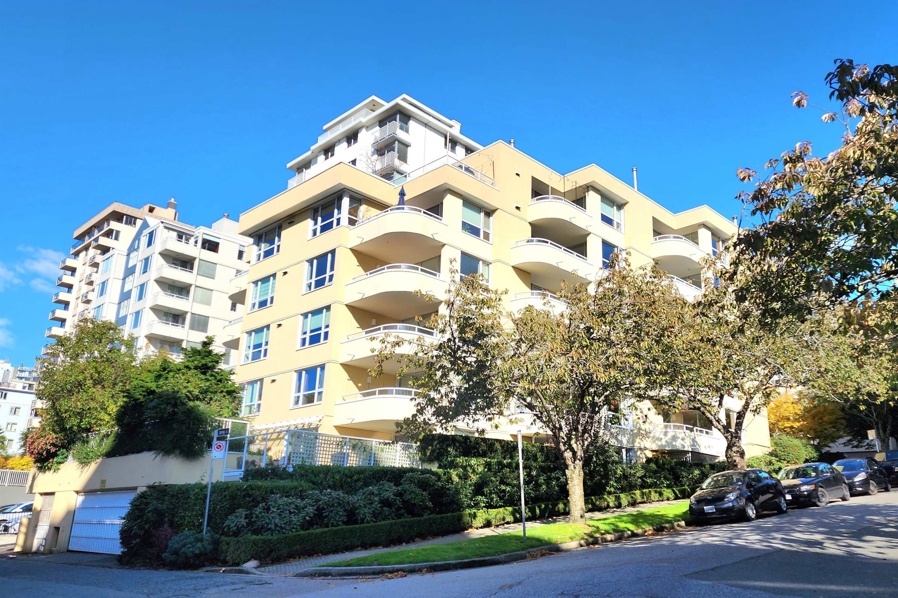 302 - 1406 Harwood Street, Vancouver, V6G 1X5 — photo 3
