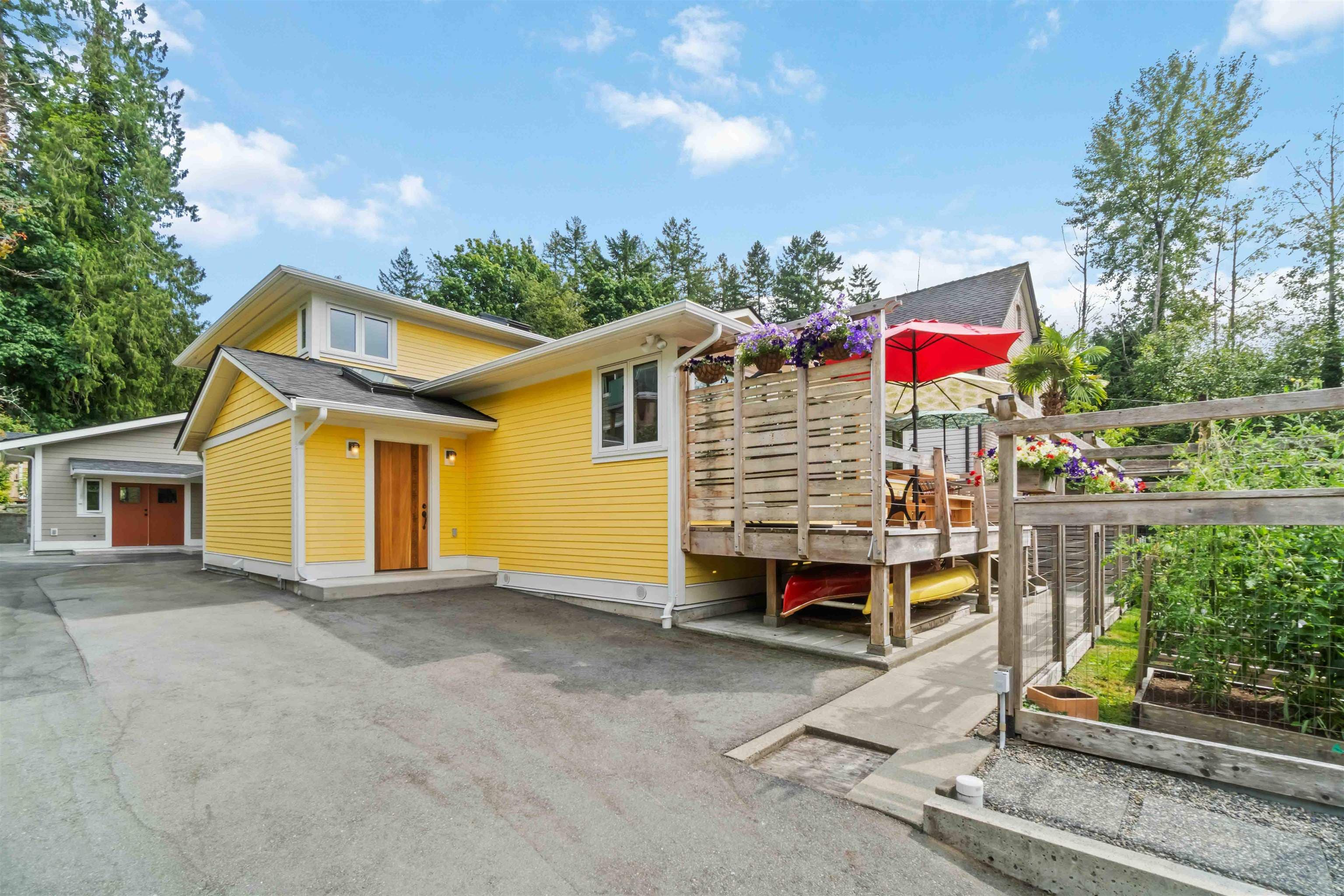 4554 Belcarra Bay Road, Belcarra, V3H 4P4 — photo 3