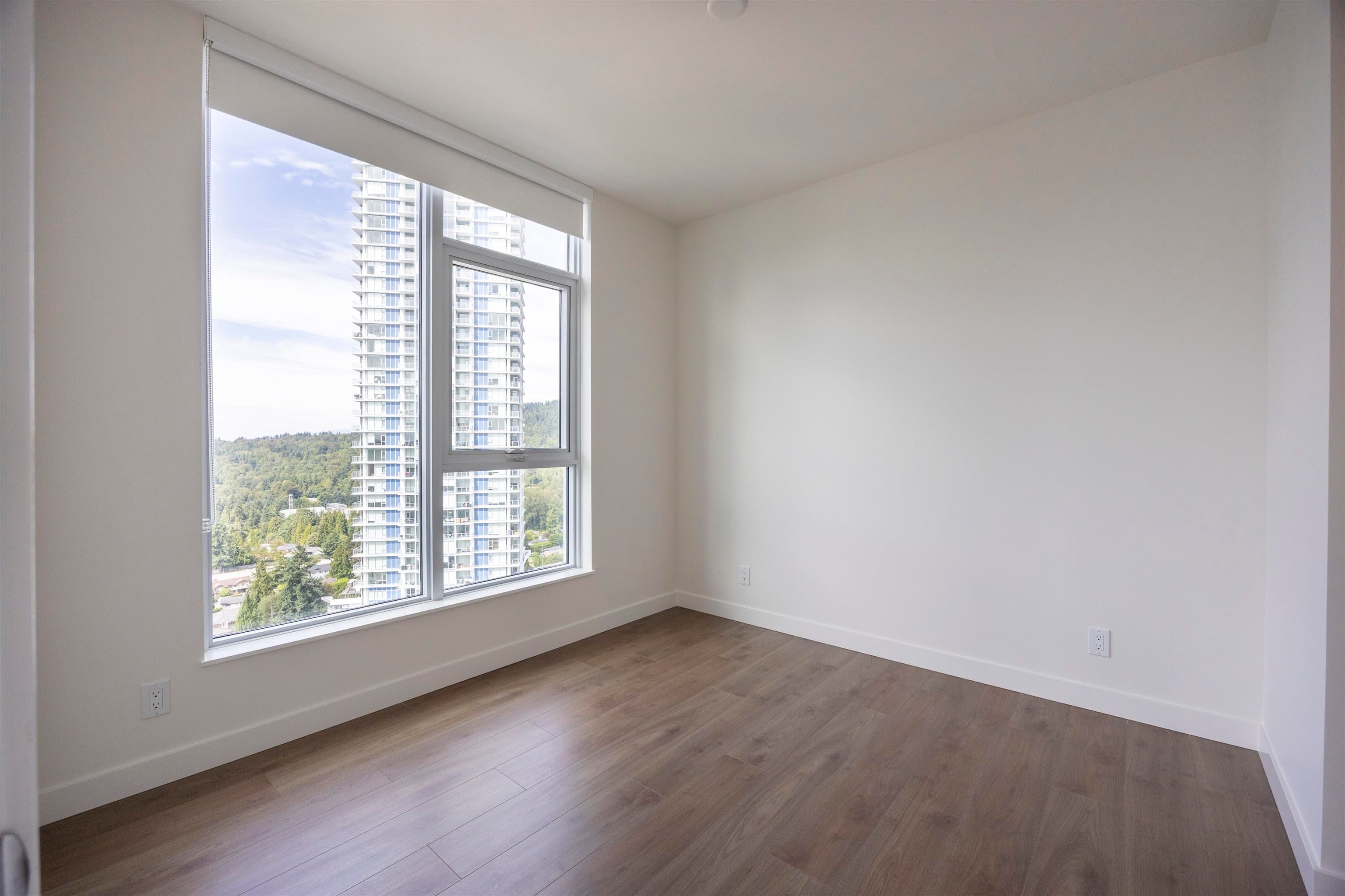 2104 - 537 Cottonwood Avenue, Coquitlam, V3J 0S4 — photo 5