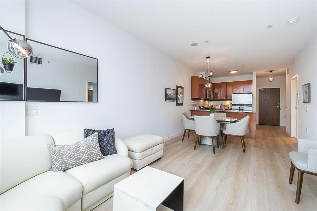 #1607 - 188 E Esplanade Avenue, North Vancouver, V7L 4Y1 — photo 4