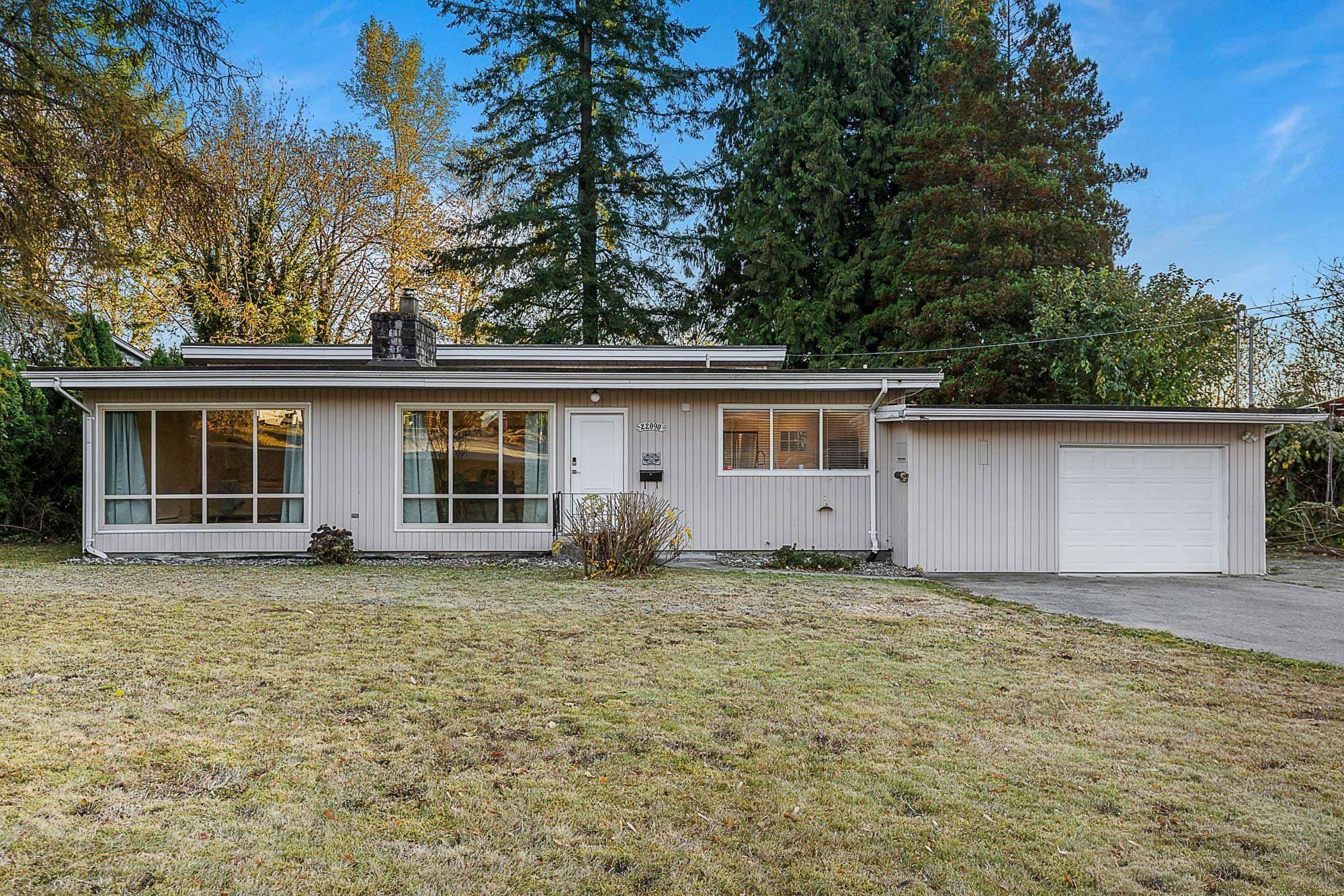 22090 Cliff Avenue, Maple Ridge
