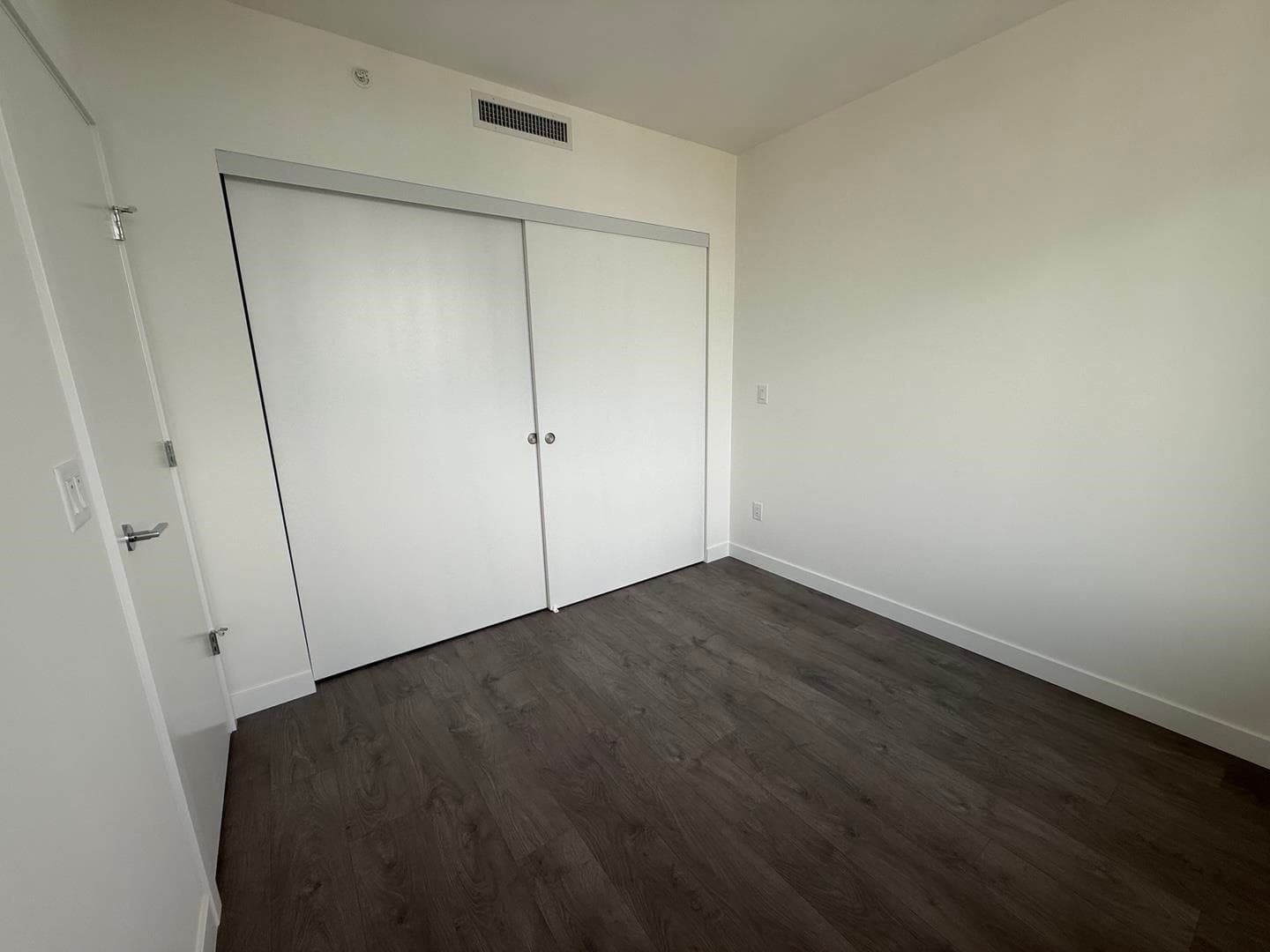 2405 - 6468 Willingdon Avenue, Burnaby, V5H 0L3 — photo 5