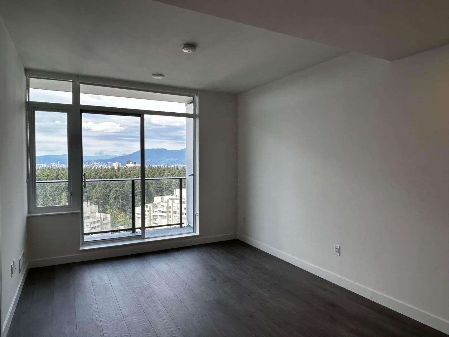 2405 - 6468 Willingdon Avenue, Burnaby, V5H 0L3 — photo 4