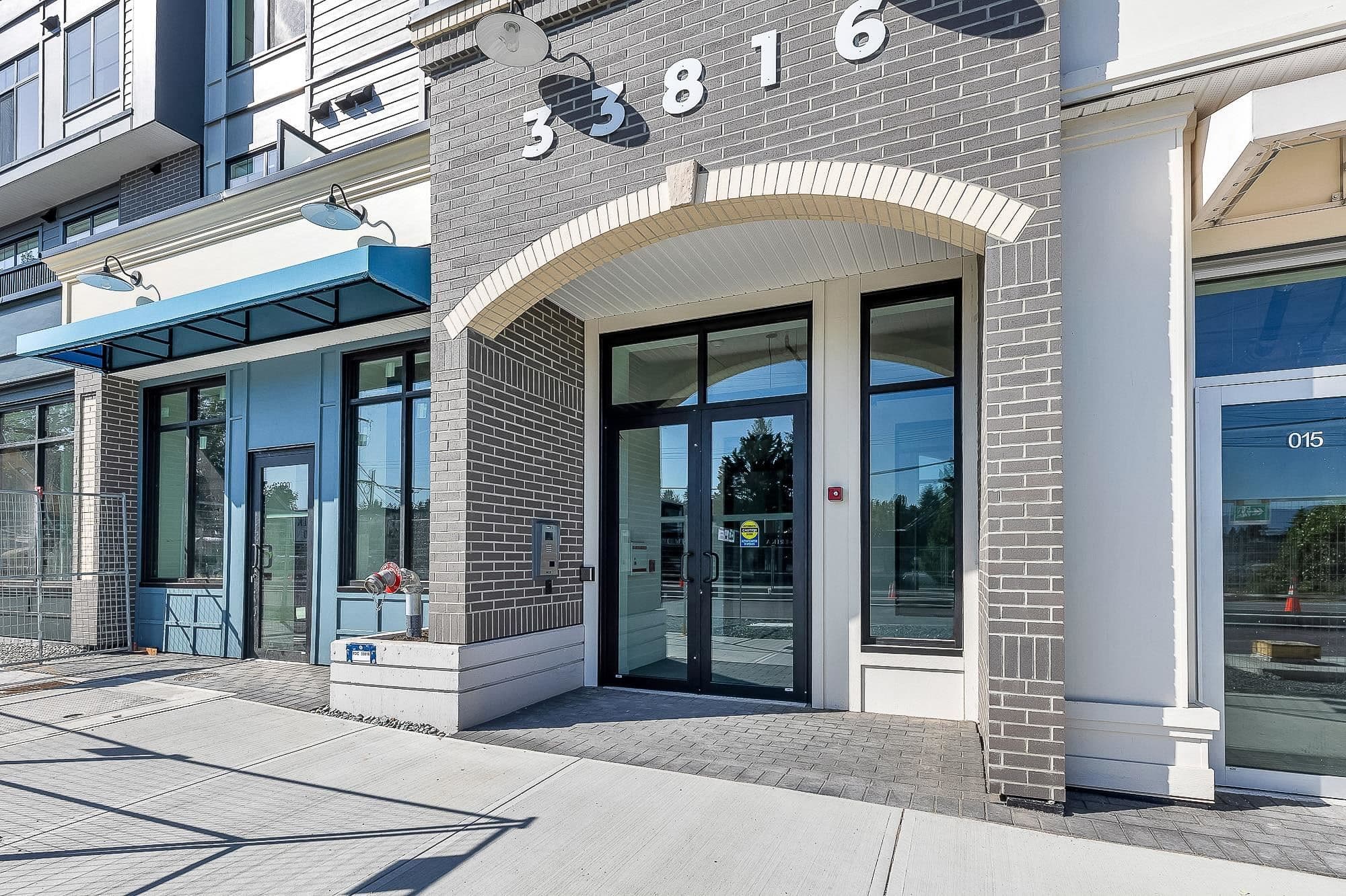 308 - 33816 South Fraser Way, Abbotsford, V2S 0P2 — photo 2